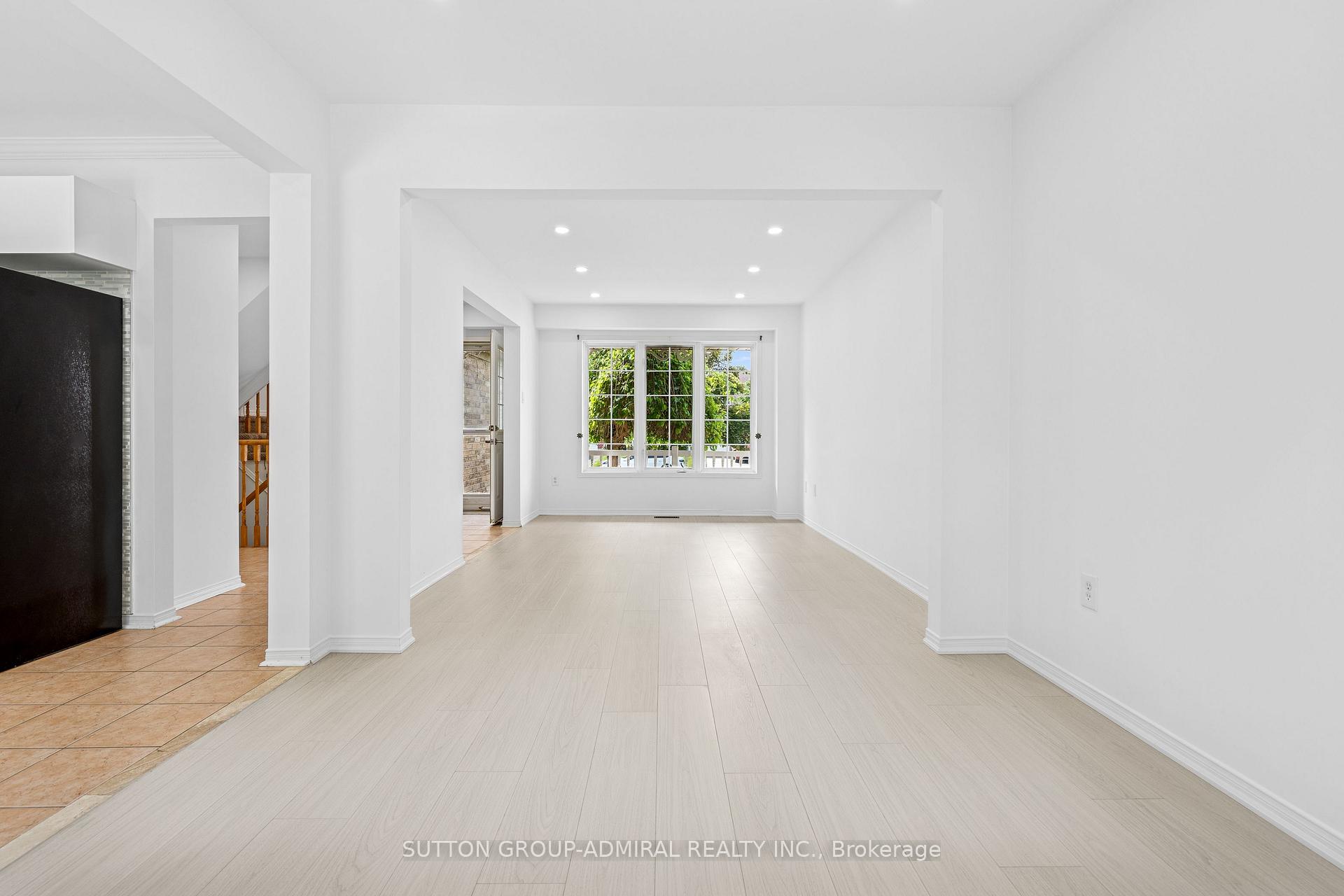 Photo 9 of 26 Copeman Crescent, Barrie, 400 East — HOMEH