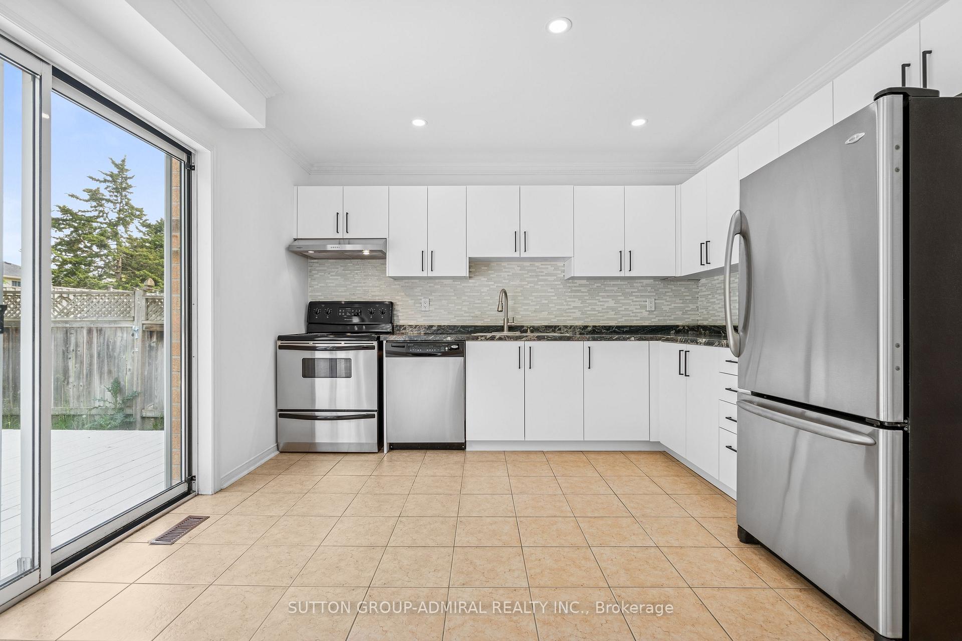 Photo 11 of 26 Copeman Crescent, Barrie, 400 East — HOMEH