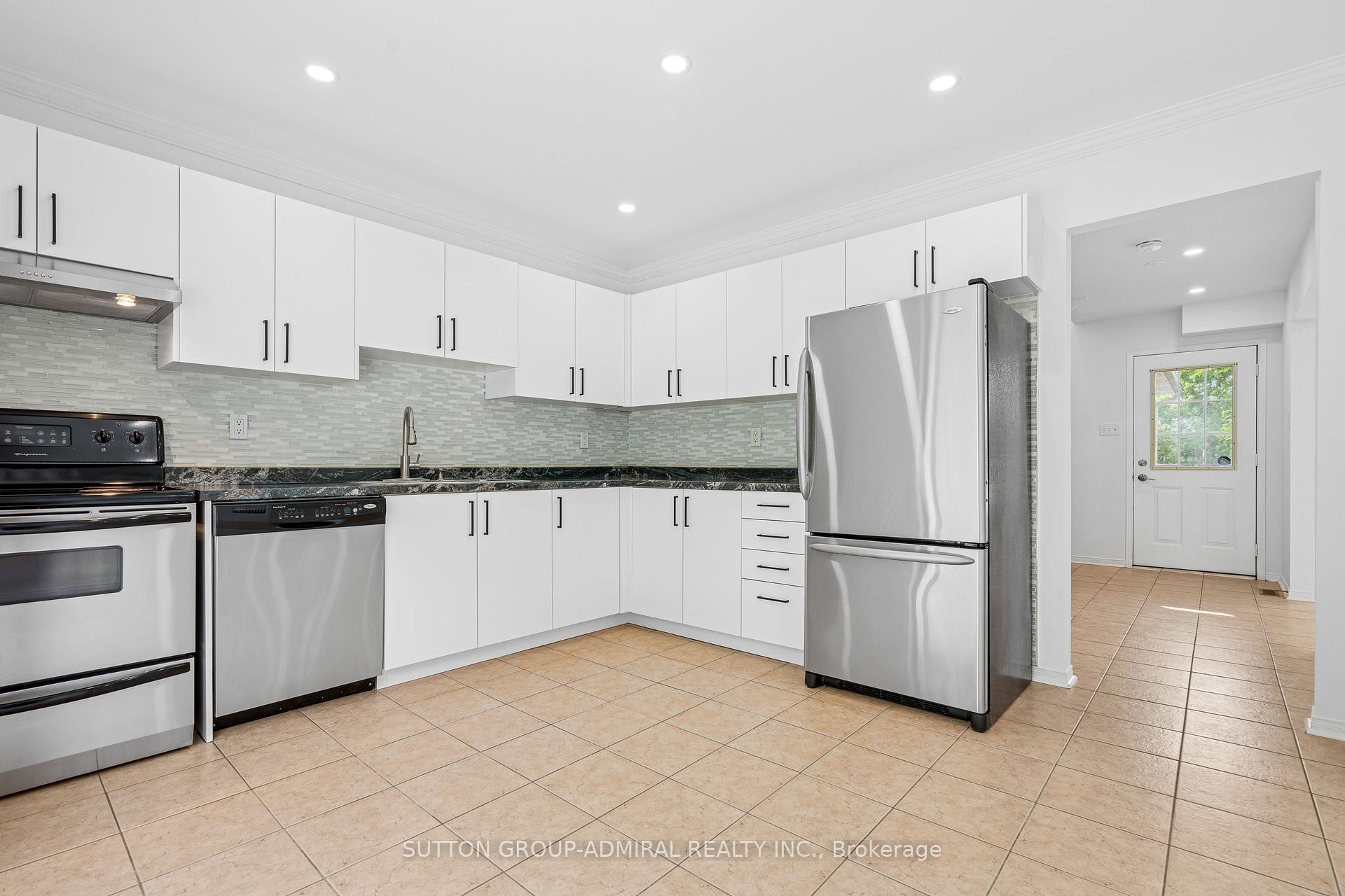 Photo 13 of 26 Copeman Crescent, Barrie, 400 East — HOMEH