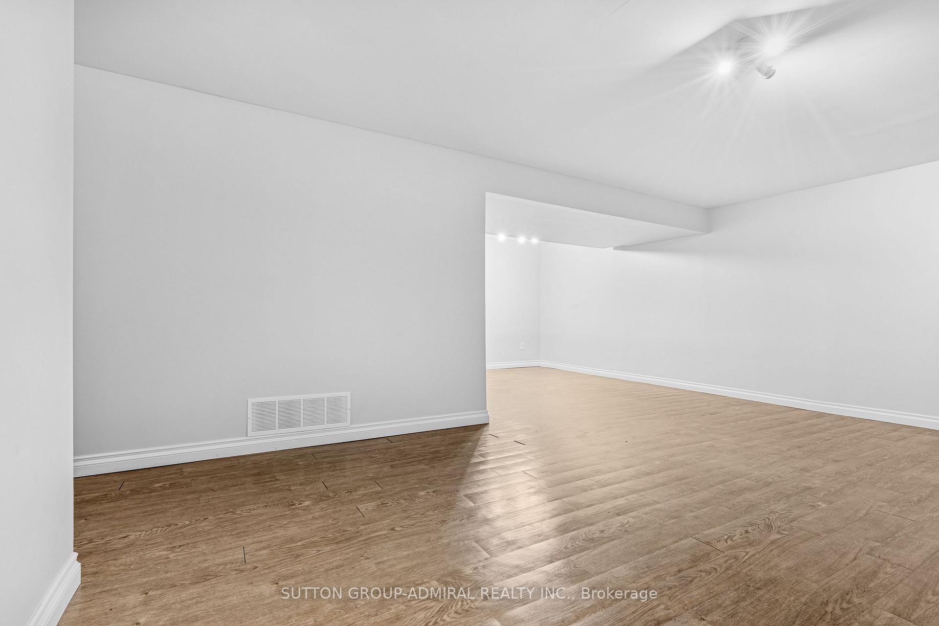 Photo 30 of 26 Copeman Crescent, Barrie, 400 East — HOMEH
