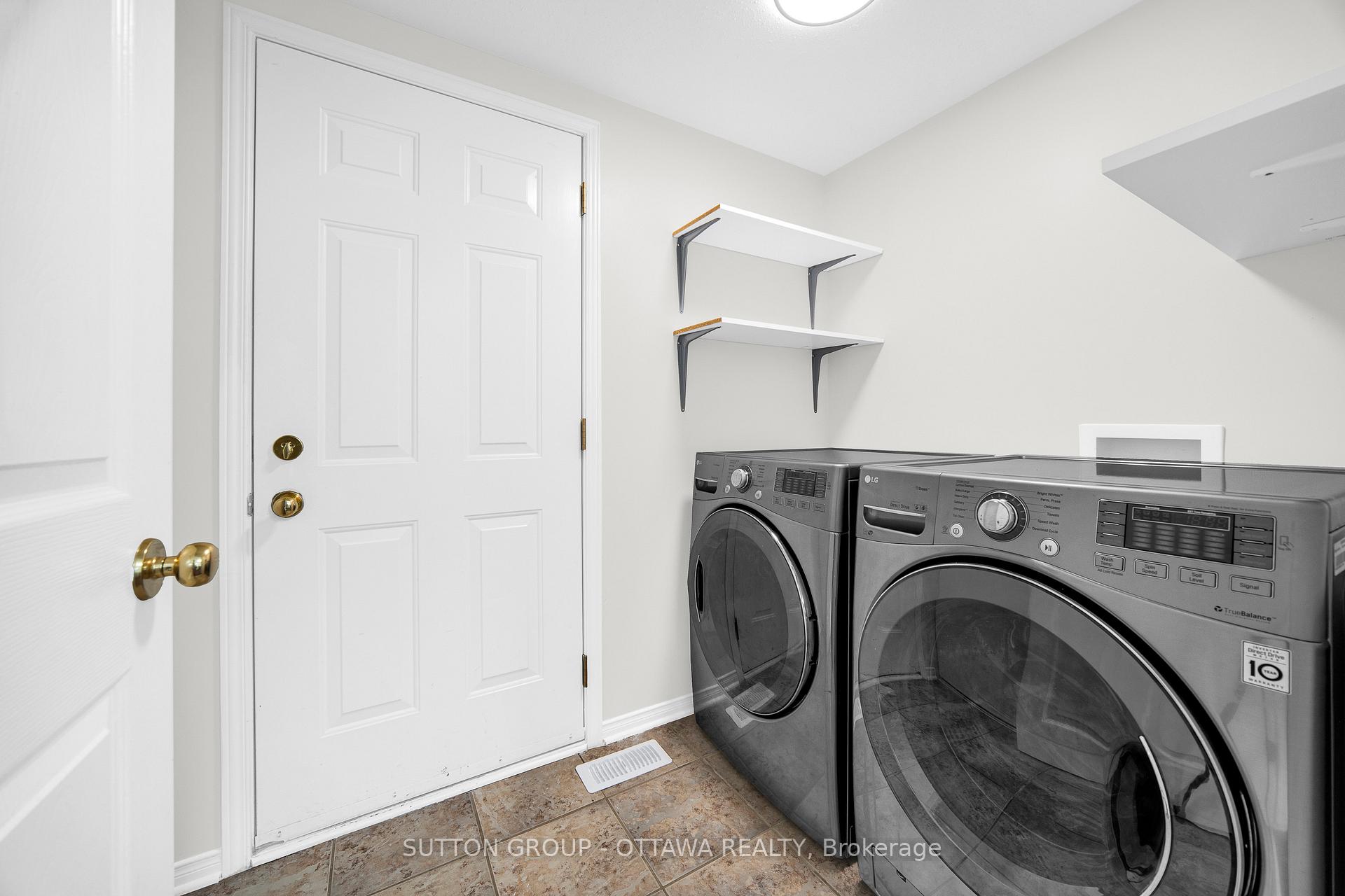 Photo 17 of 145 Grovemont Drive, Ottawa, Barrhaven - Strandherd — HOMEH