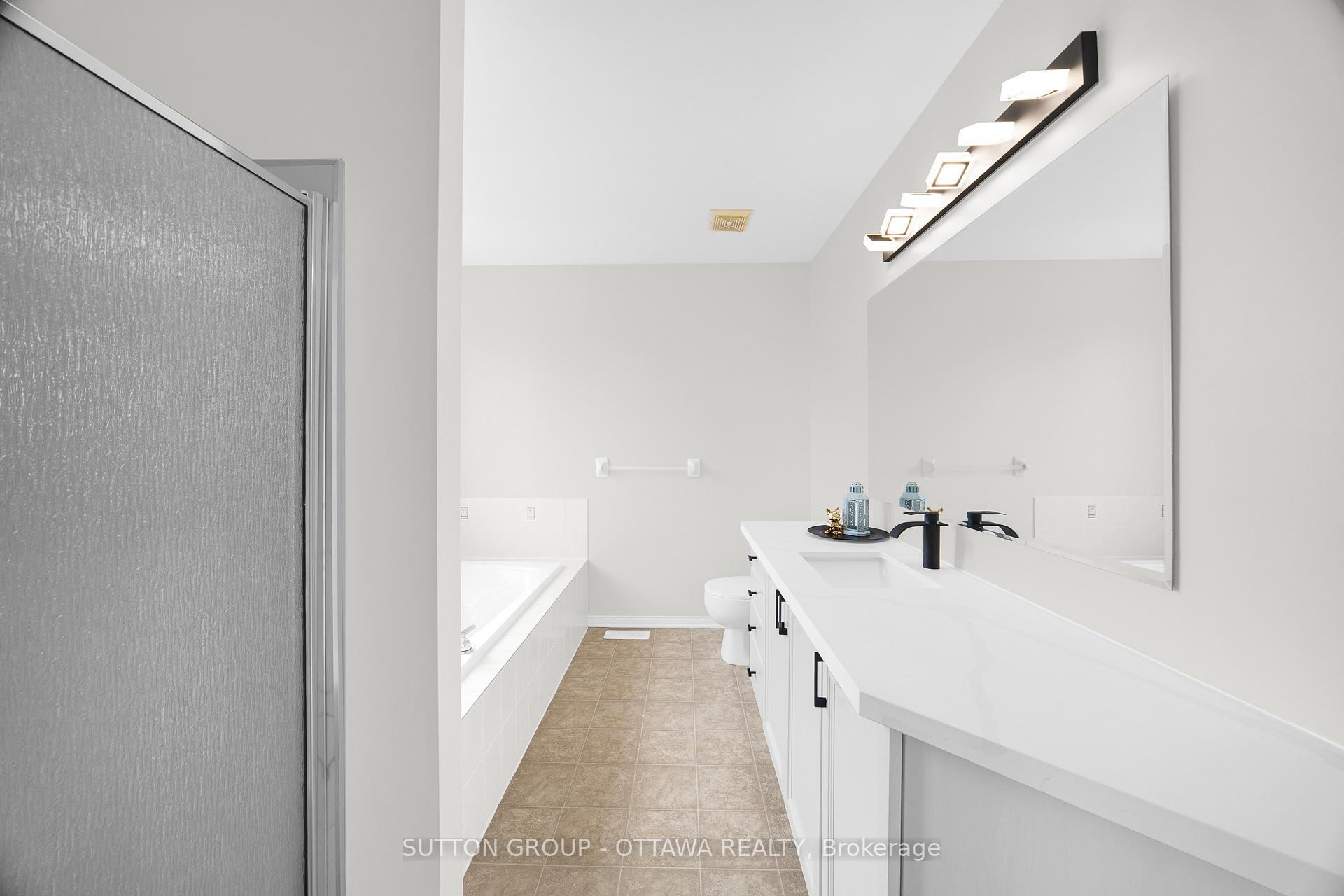 Photo 28 of 145 Grovemont Drive, Ottawa, Barrhaven - Strandherd — HOMEH