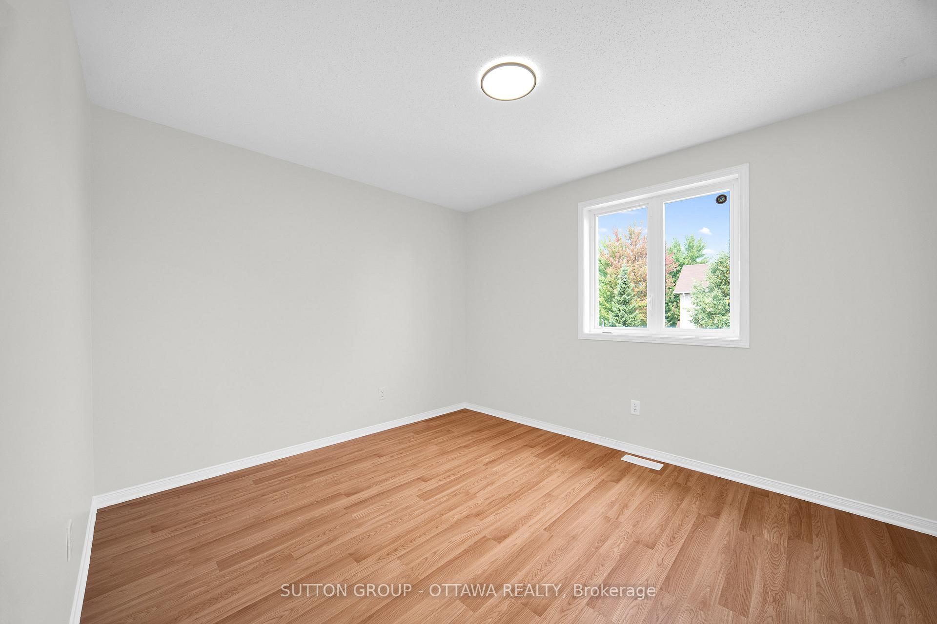 Photo 38 of 145 Grovemont Drive, Ottawa, Barrhaven - Strandherd — HOMEH