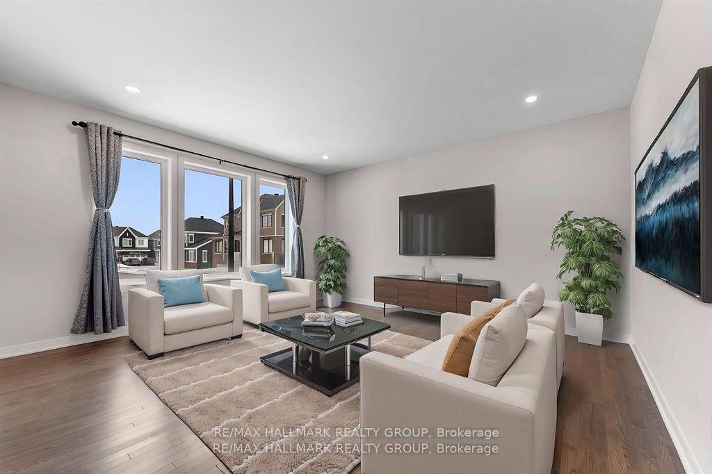 Photo 5 of 249 Appalachian Circle, Ottawa, Barrhaven - Half Moon Bay — HOMEH
