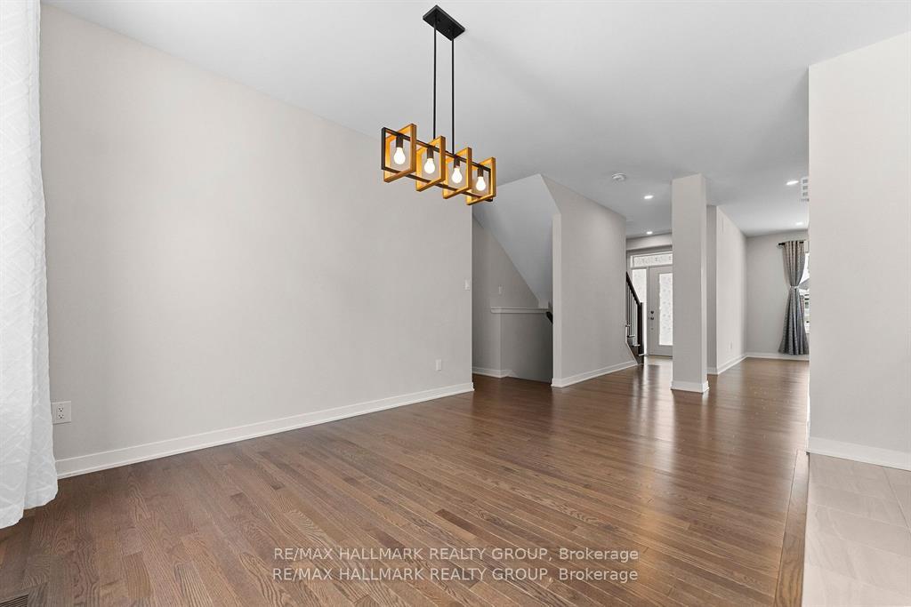 Photo 11 of 249 Appalachian Circle, Ottawa, Barrhaven - Half Moon Bay — HOMEH