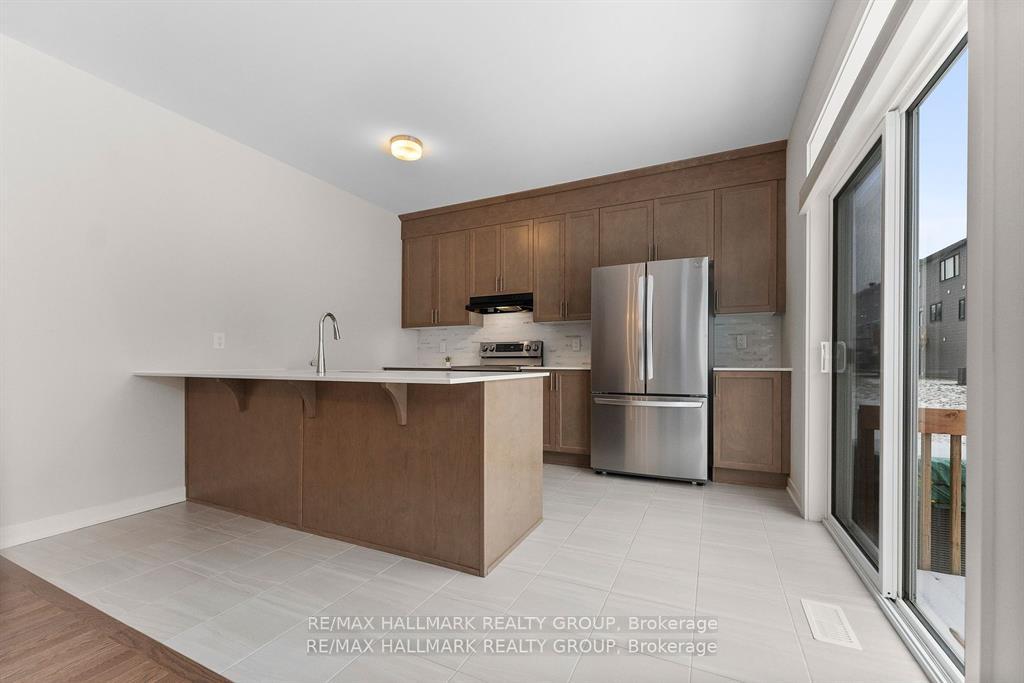 Photo 15 of 249 Appalachian Circle, Ottawa, Barrhaven - Half Moon Bay — HOMEH