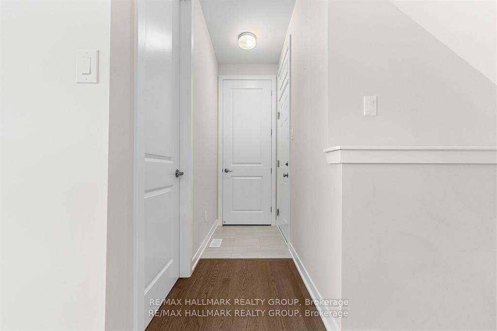 Photo 18 of 249 Appalachian Circle, Ottawa, Barrhaven - Half Moon Bay — HOMEH