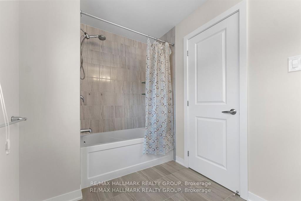 Photo 31 of 249 Appalachian Circle, Ottawa, Barrhaven - Half Moon Bay — HOMEH