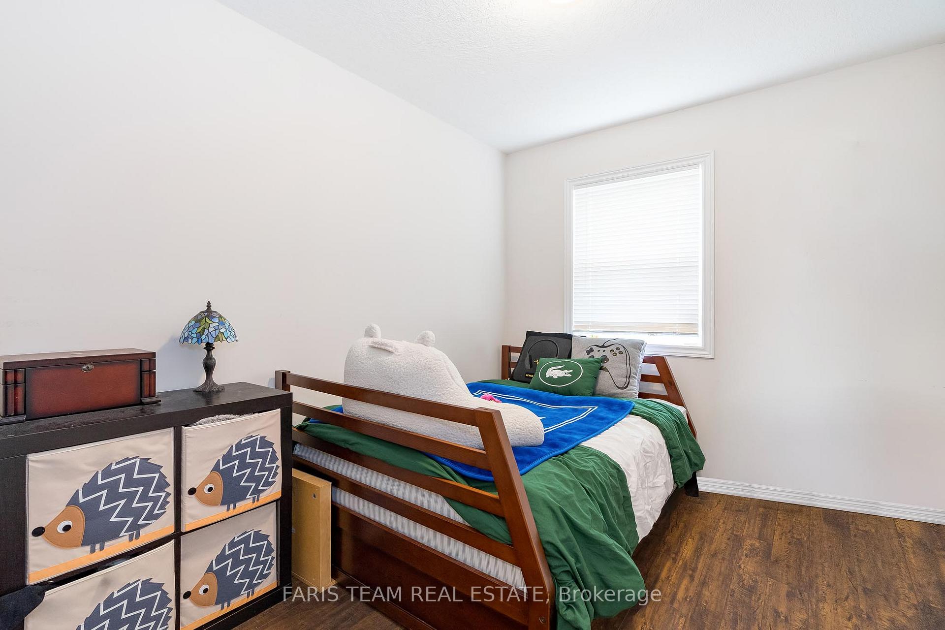Photo 18 of Unit #5, 1 Leggott Avenue, Barrie, Painswick North — HOMEH