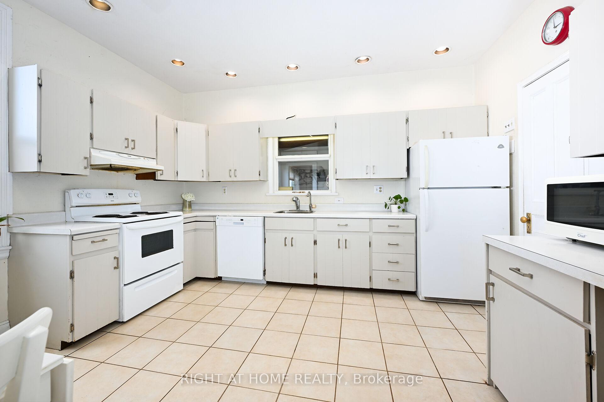 Photo 10 of 1396 Progreston Road, Hamilton, Rural Flamborough — HOMEH