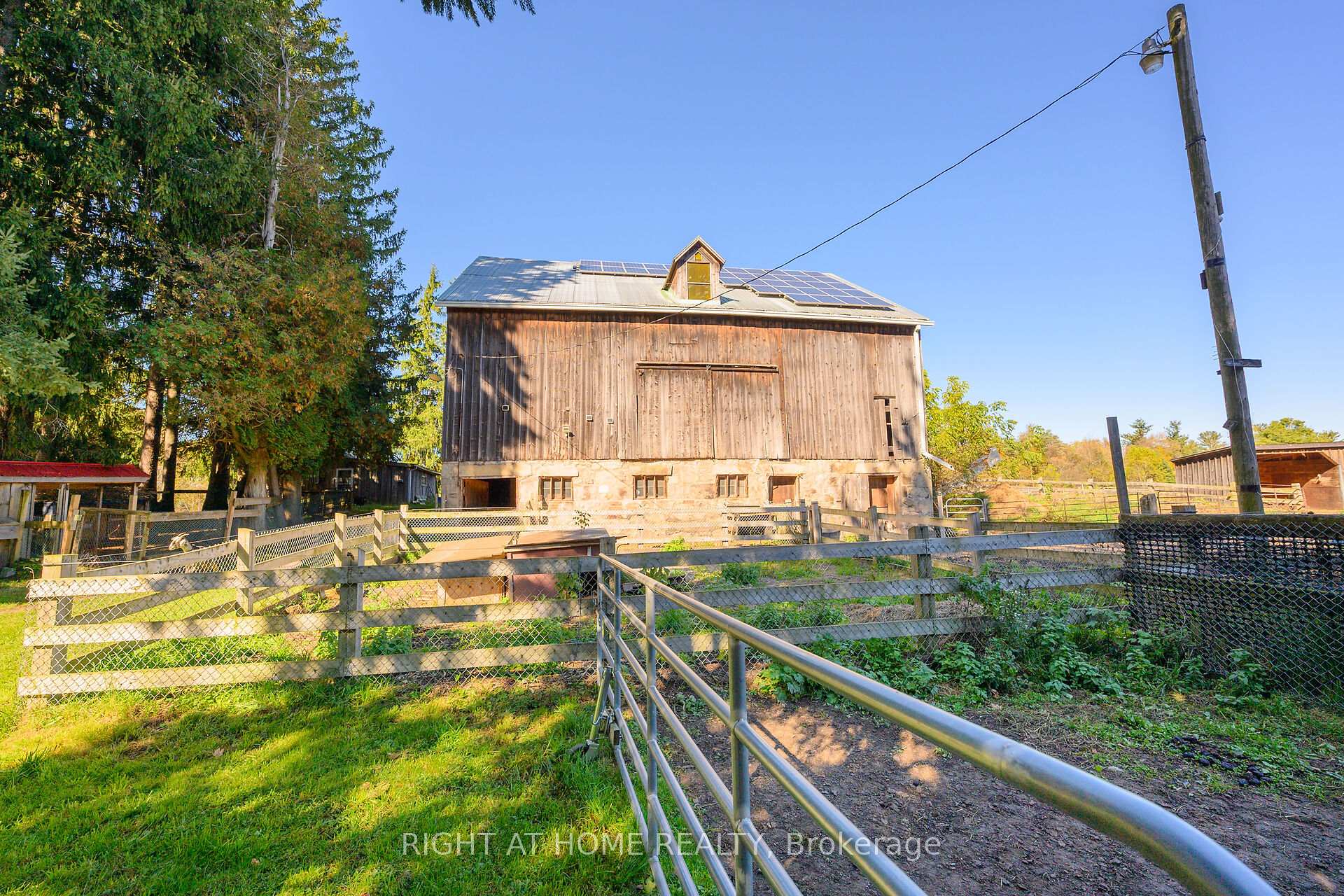 Photo 36 of 1396 Progreston Road, Hamilton, Rural Flamborough — HOMEH