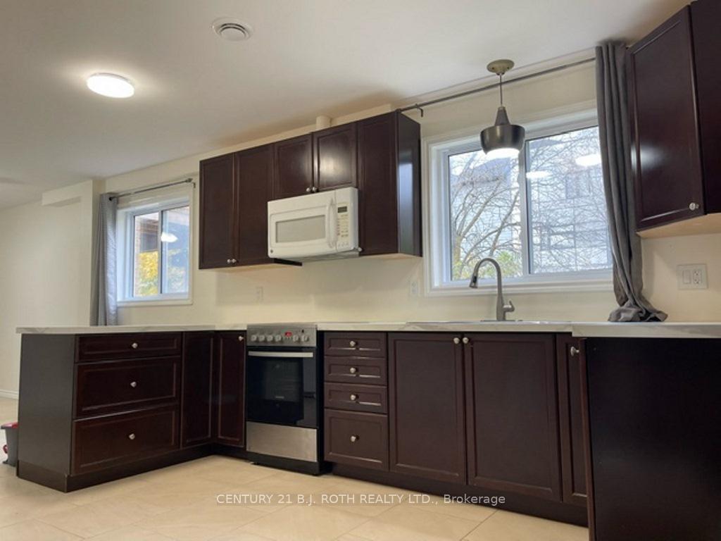 Photo 5 of 78 Mapleton Avenue, Barrie, Holly — HOMEH