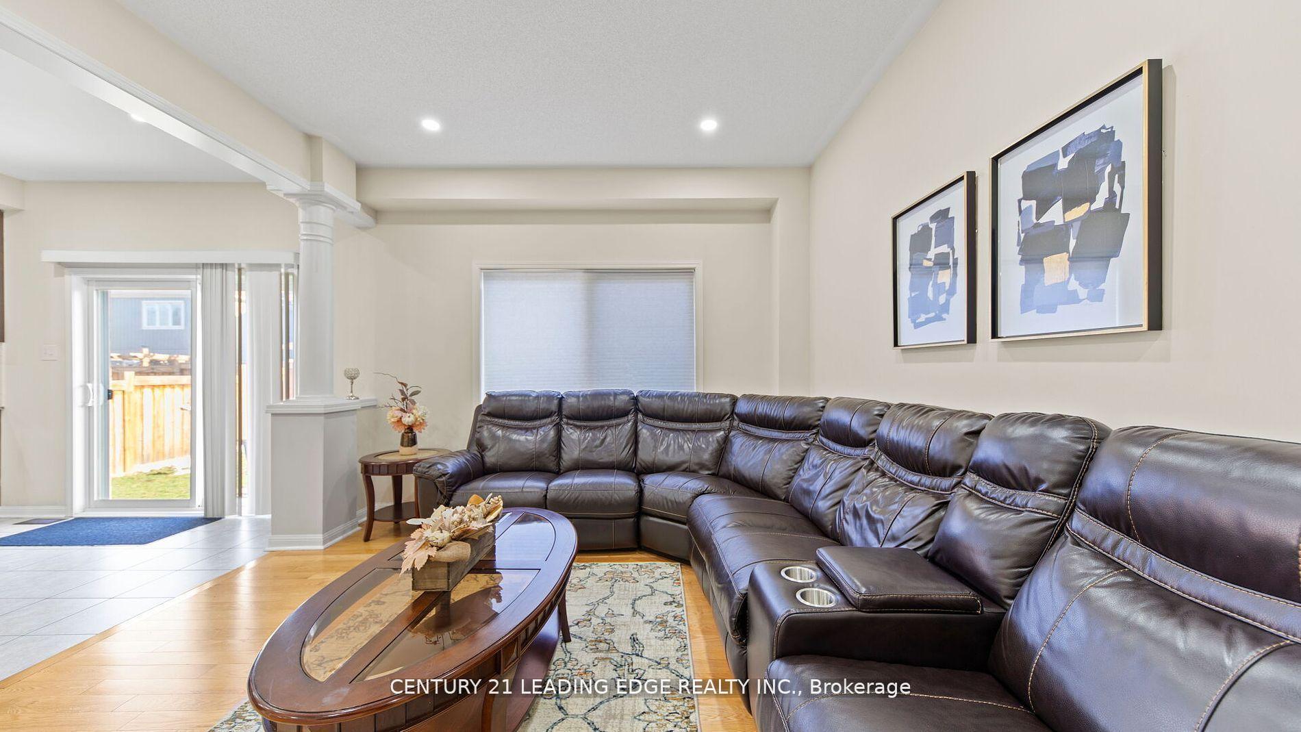 Photo 19 of 11 William Fair Drive, Clarington, Bowmanville — HOMEH