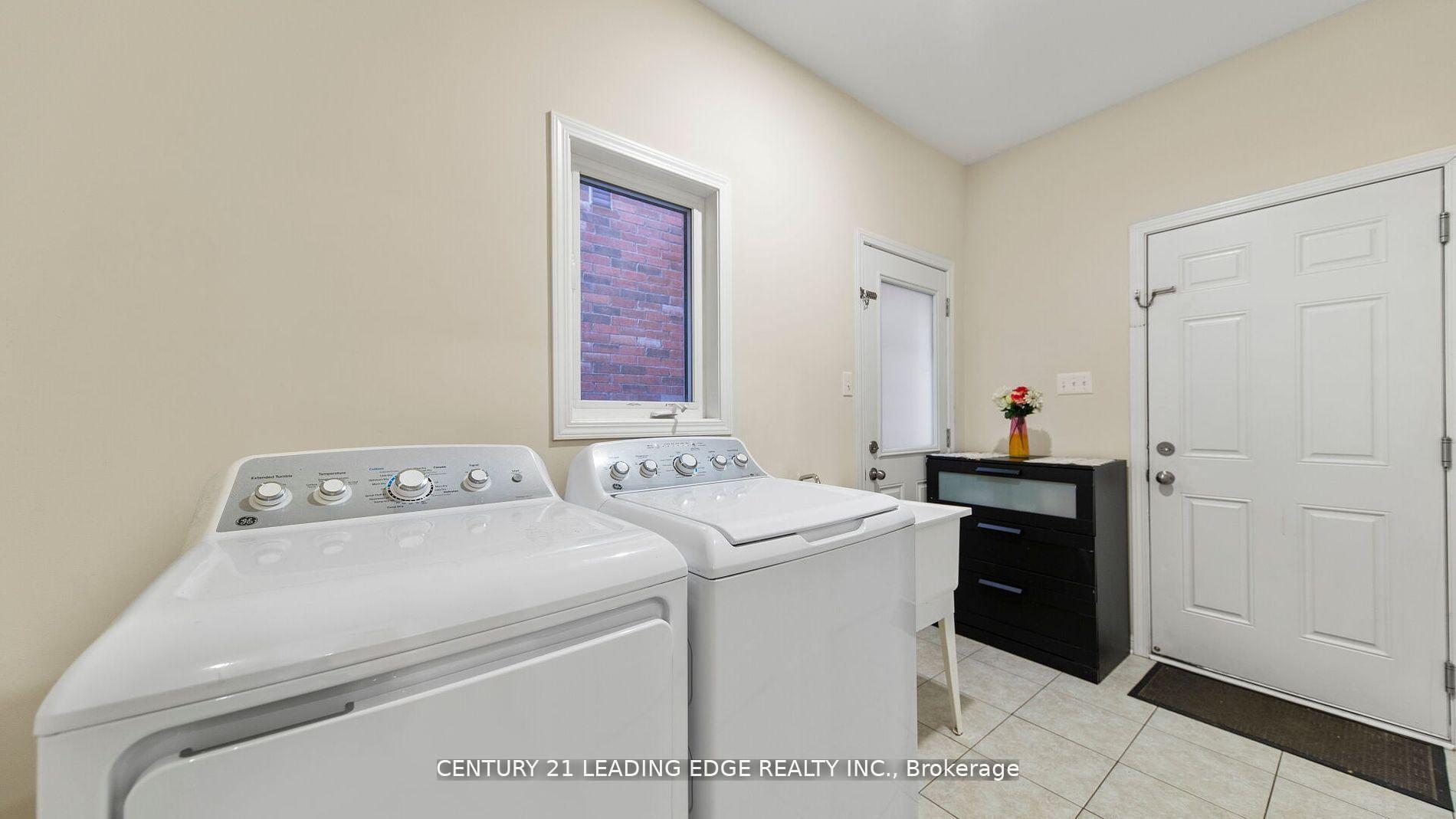 Photo 22 of 11 William Fair Drive, Clarington, Bowmanville — HOMEH
