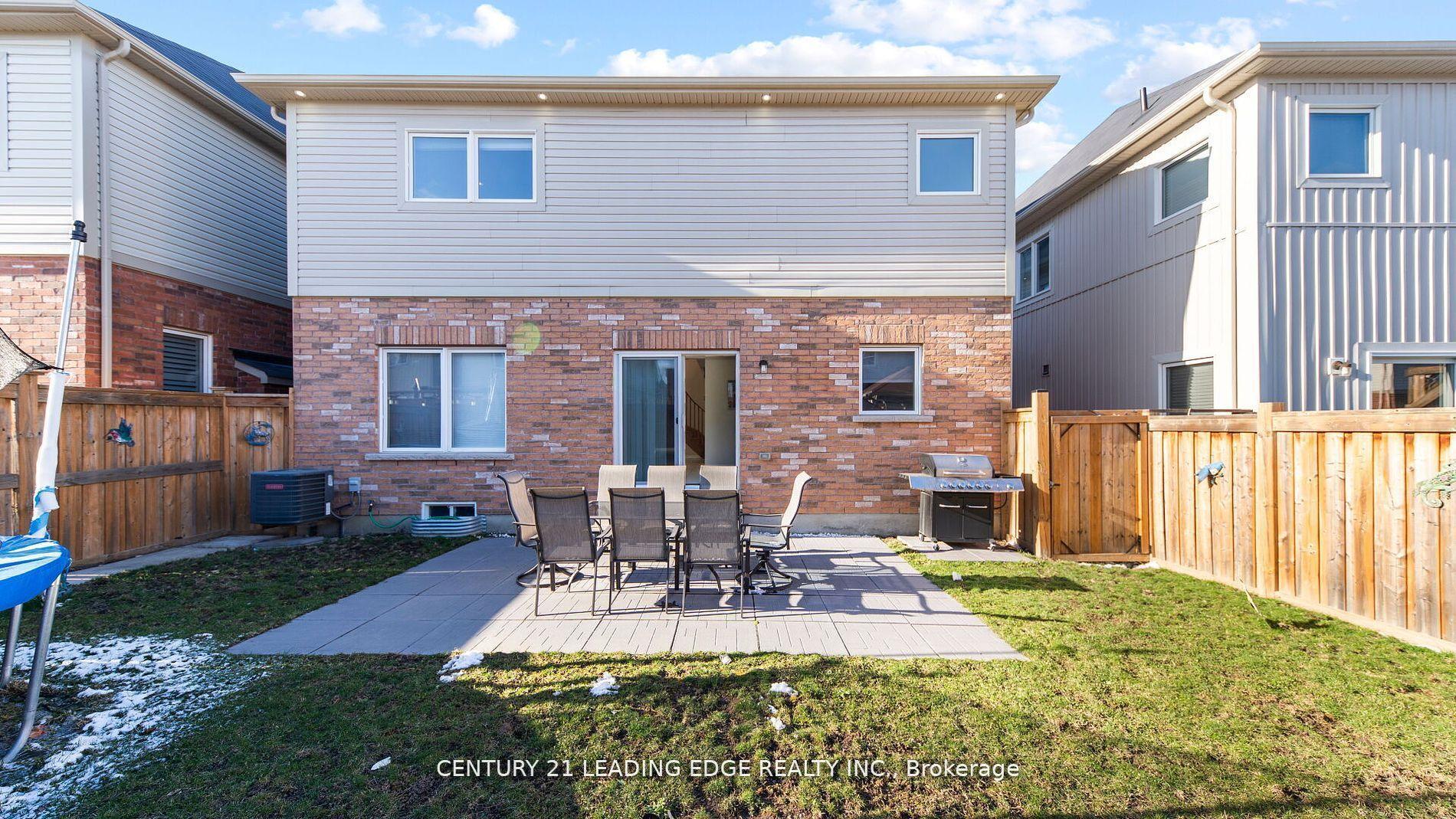 Photo 40 of 11 William Fair Drive, Clarington, Bowmanville — HOMEH