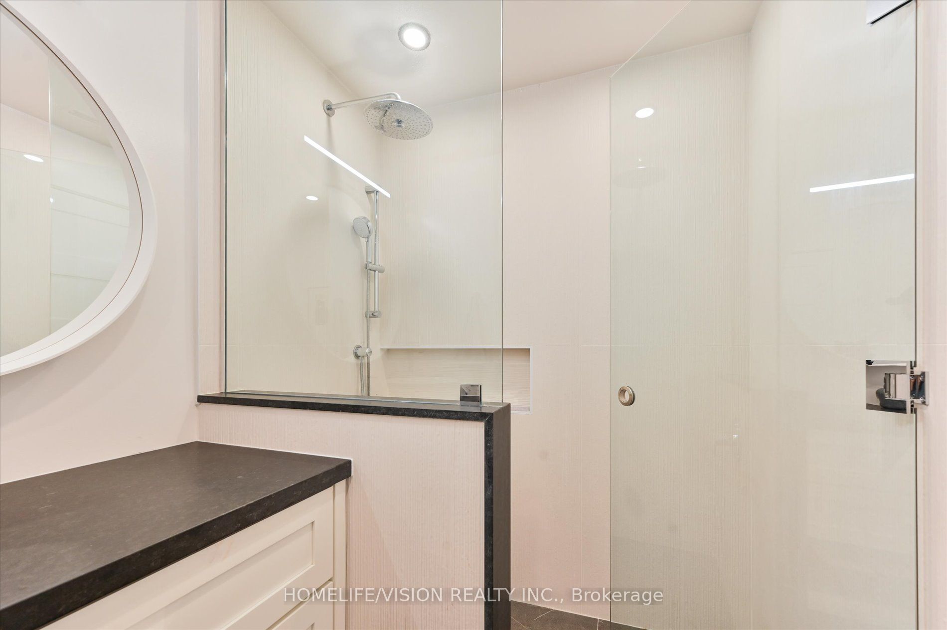 Photo 63 of 385 Belsize Drive, Toronto, Mount Pleasant East — HOMEH