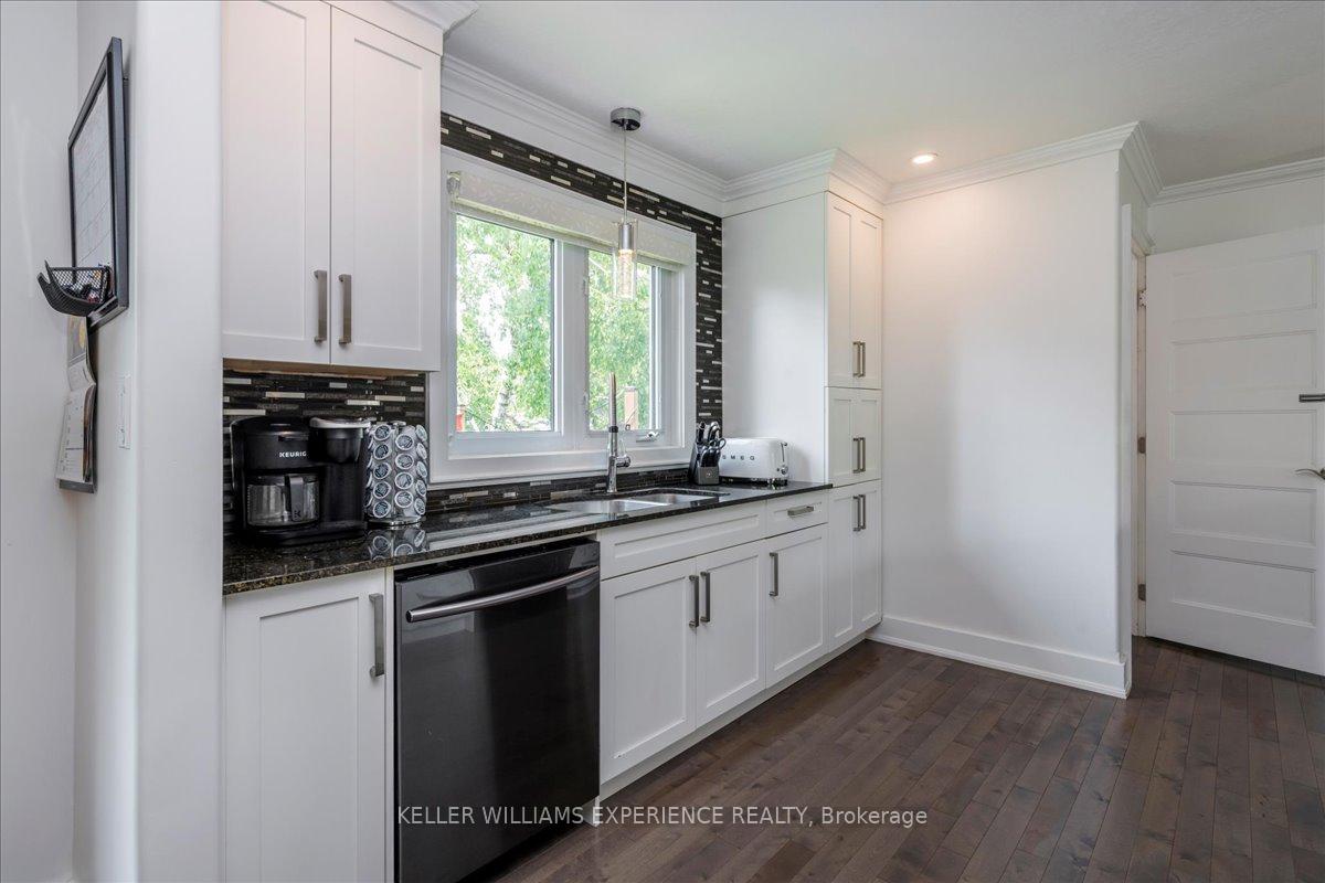 Photo 6 of 174 Duckworth Street, Barrie, Codrington — HOMEH