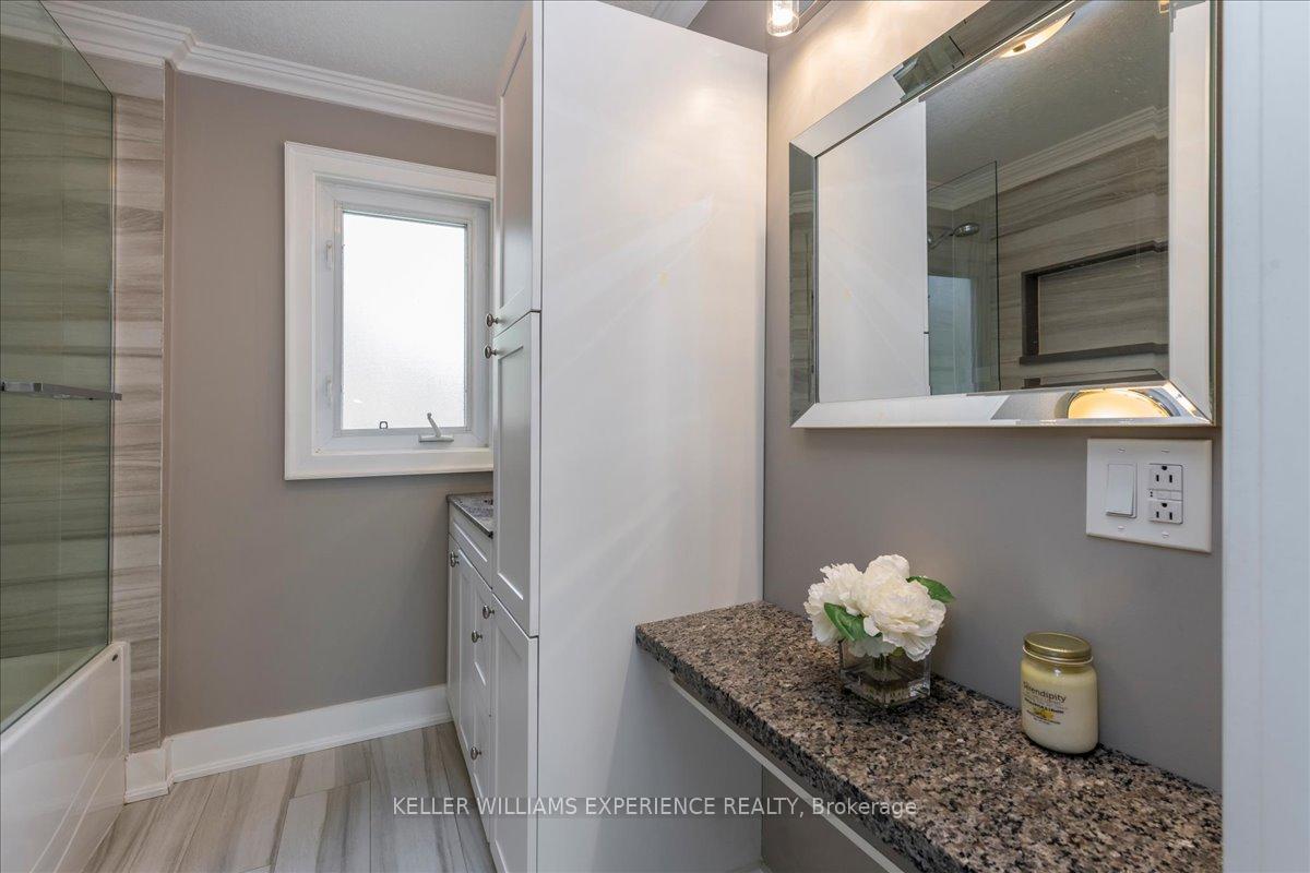 Photo 17 of 174 Duckworth Street, Barrie, Codrington — HOMEH