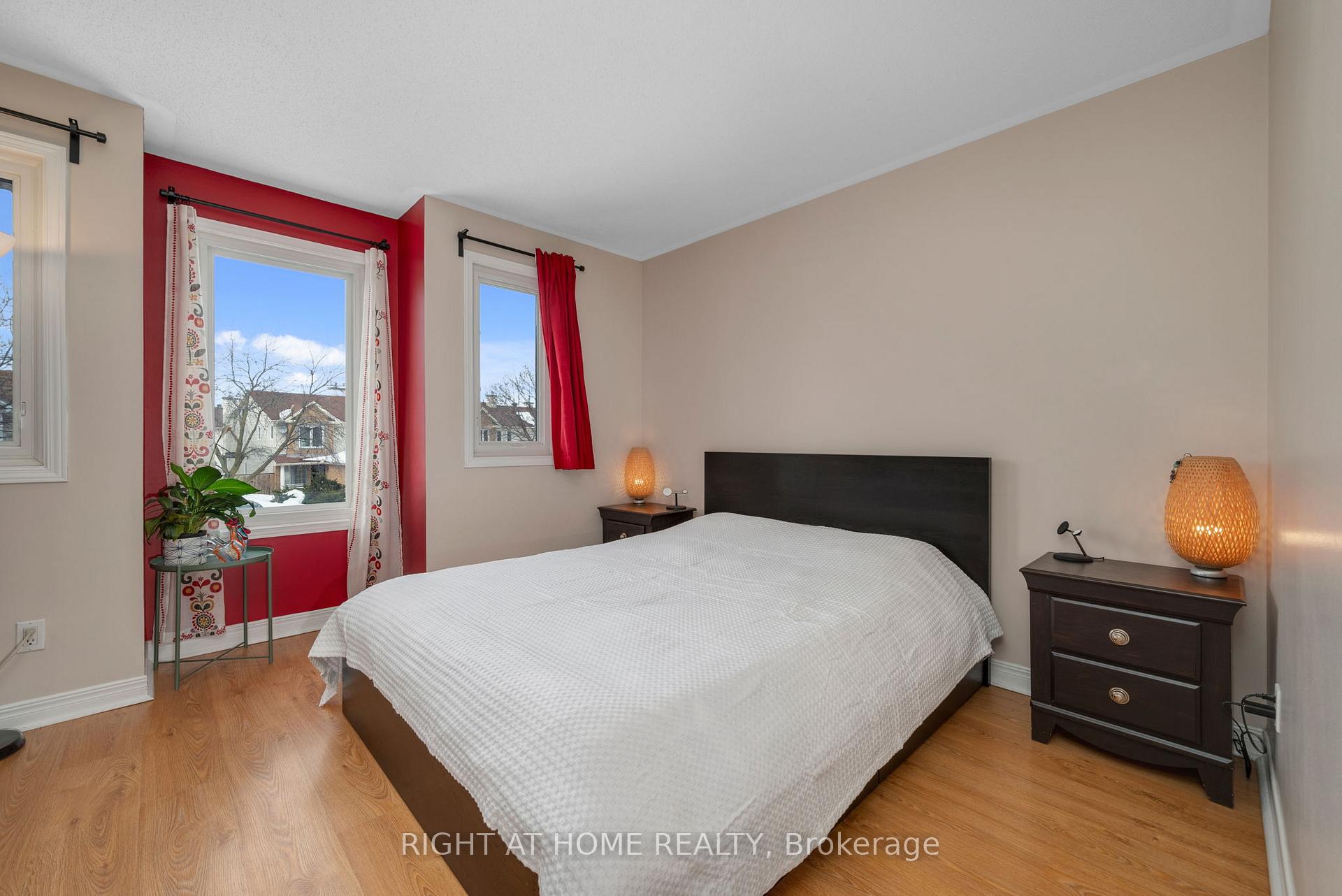 Photo 35 of 100 Longshire Circle, Ottawa, Barrhaven - Longfields — HOMEH