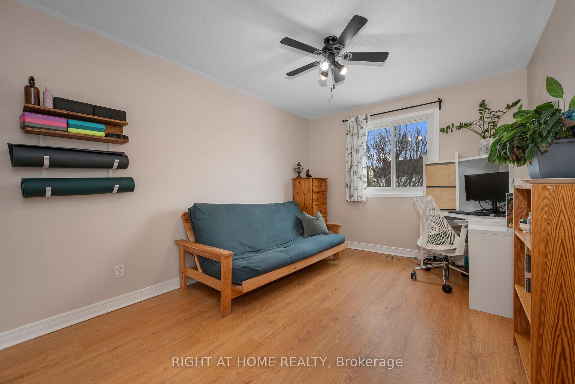 Photo 20 of 100 Longshire Circle, Ottawa, Barrhaven - Longfields — HOMEH