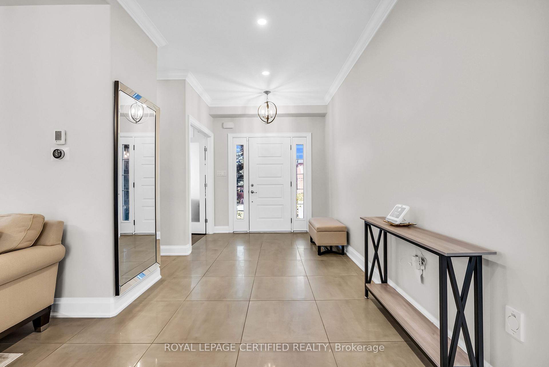 Photo 8 of 25 Chester Road, Hamilton, Stoney Creek — HOMEH