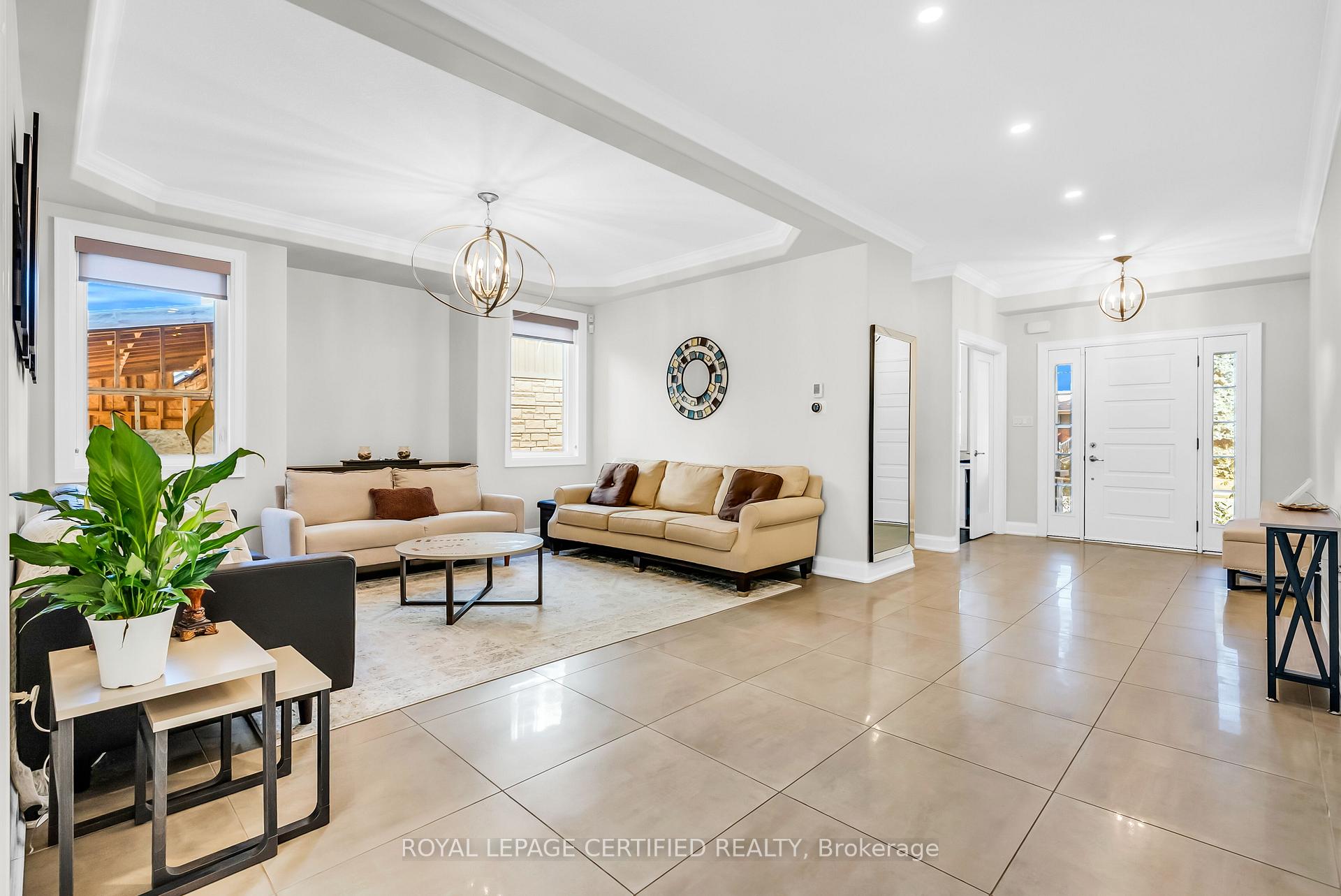 Photo 9 of 25 Chester Road, Hamilton, Stoney Creek — HOMEH