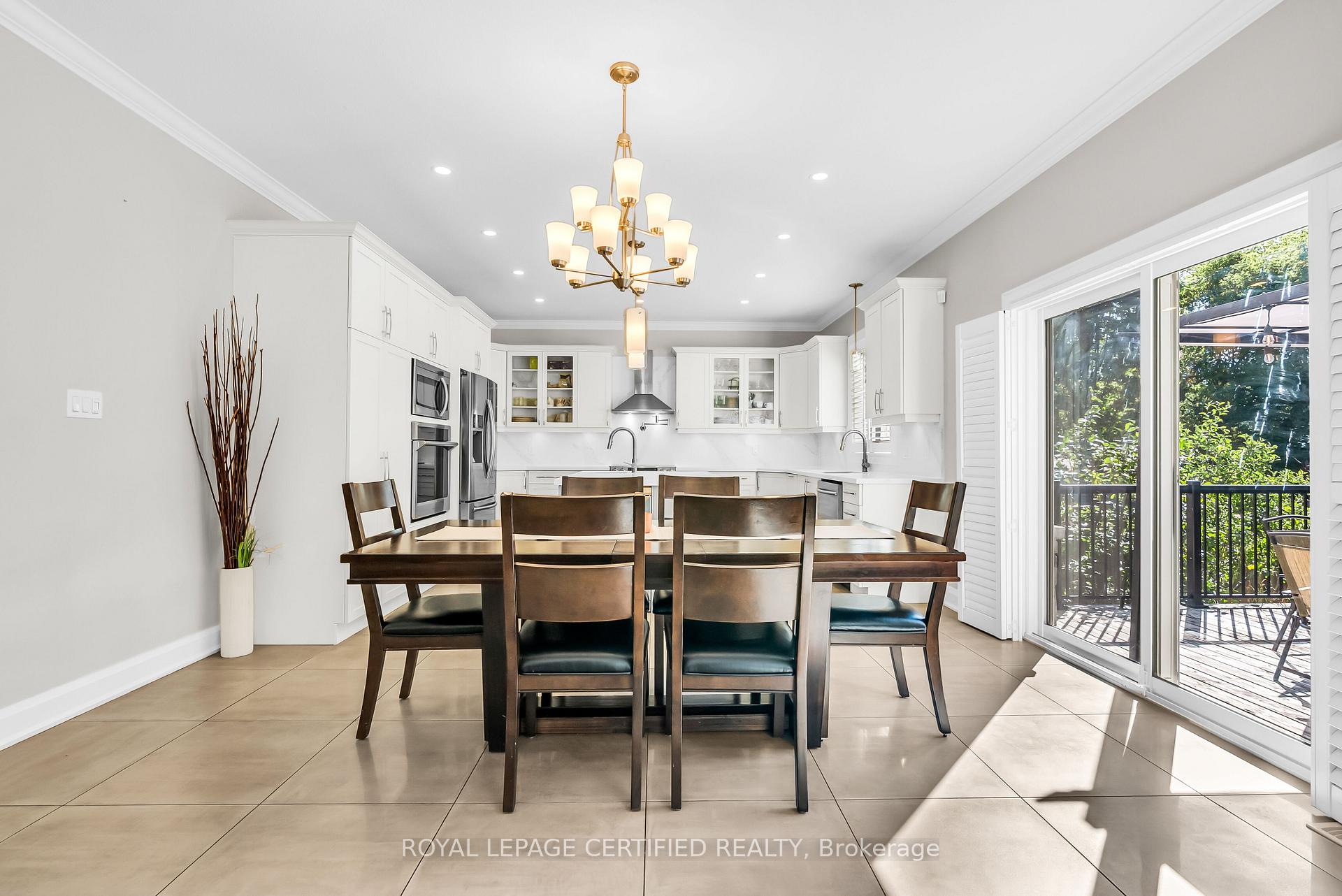 Photo 17 of 25 Chester Road, Hamilton, Stoney Creek — HOMEH