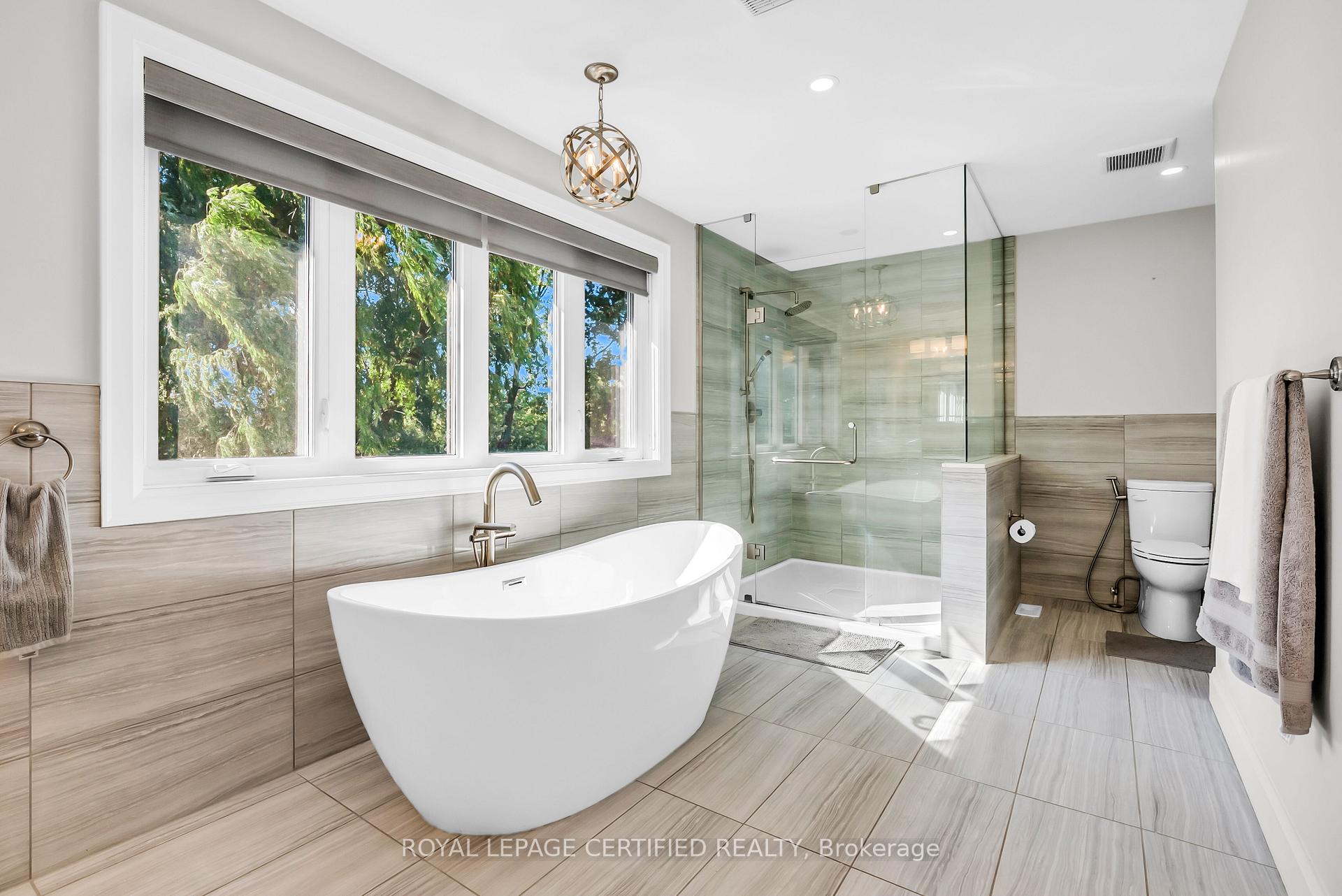 Photo 32 of 25 Chester Road, Hamilton, Stoney Creek — HOMEH