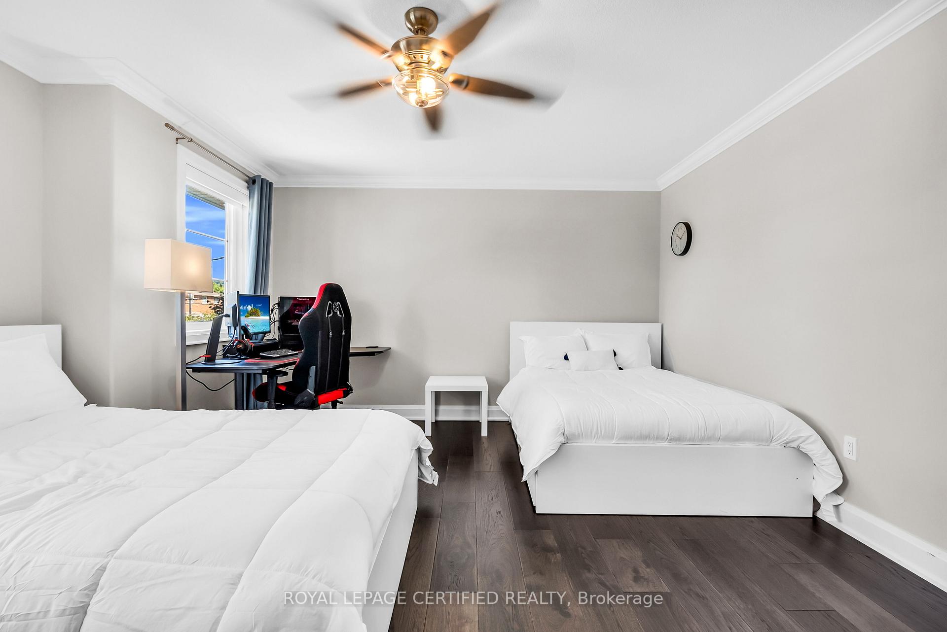 Photo 34 of 25 Chester Road, Hamilton, Stoney Creek — HOMEH