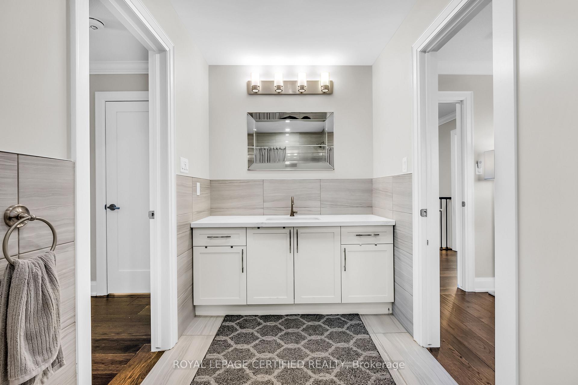 Photo 39 of 25 Chester Road, Hamilton, Stoney Creek — HOMEH