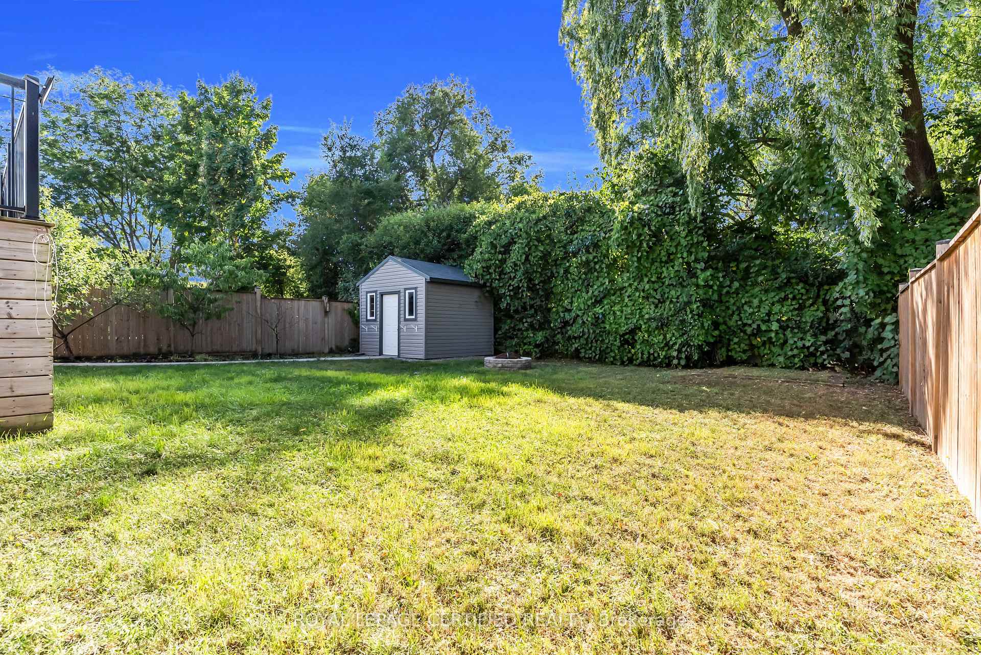 Photo 48 of 25 Chester Road, Hamilton, Stoney Creek — HOMEH