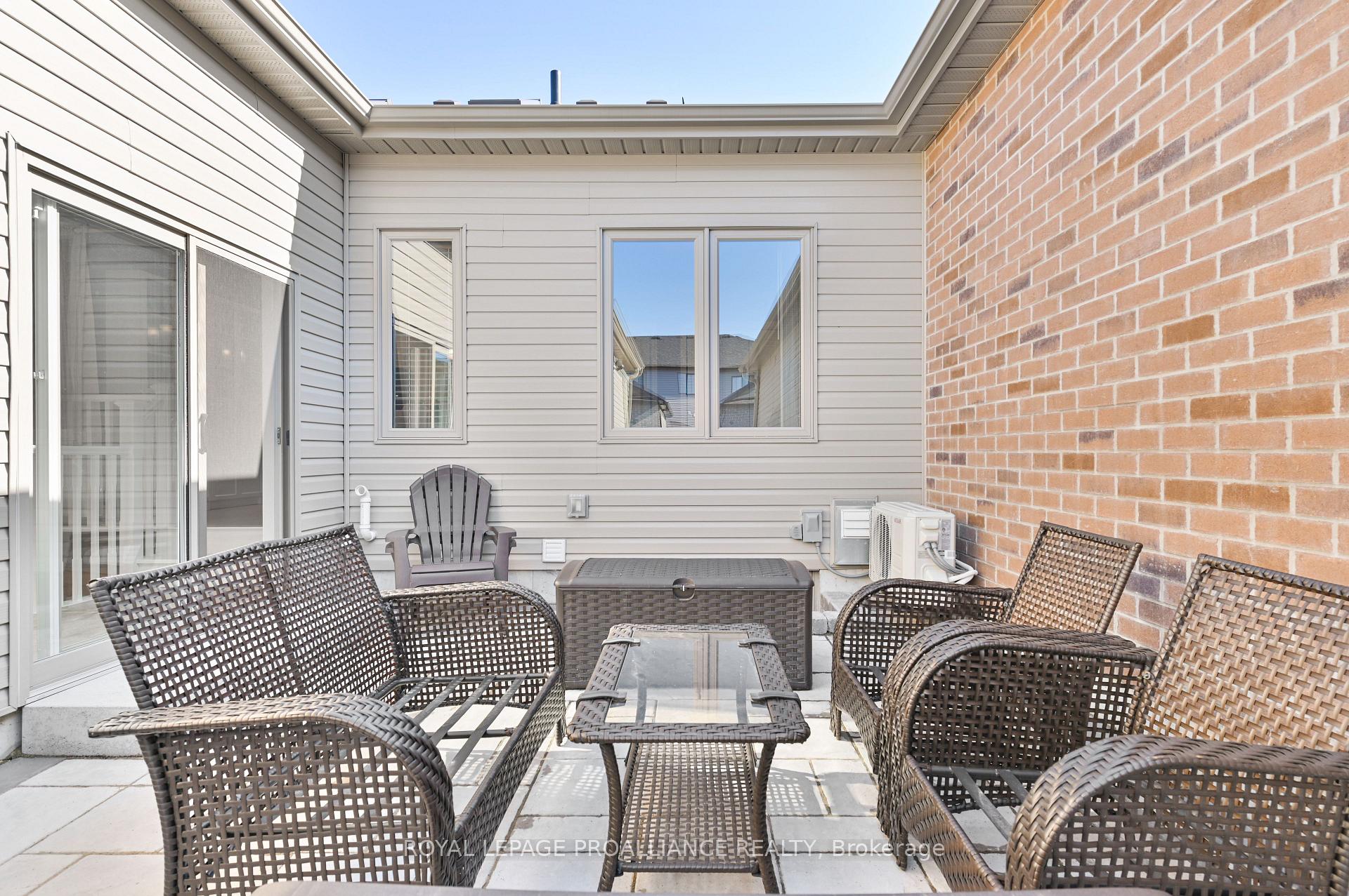 Photo 32 of 47 Athabaska Drive, Belleville, Thurlow Ward — HOMEH