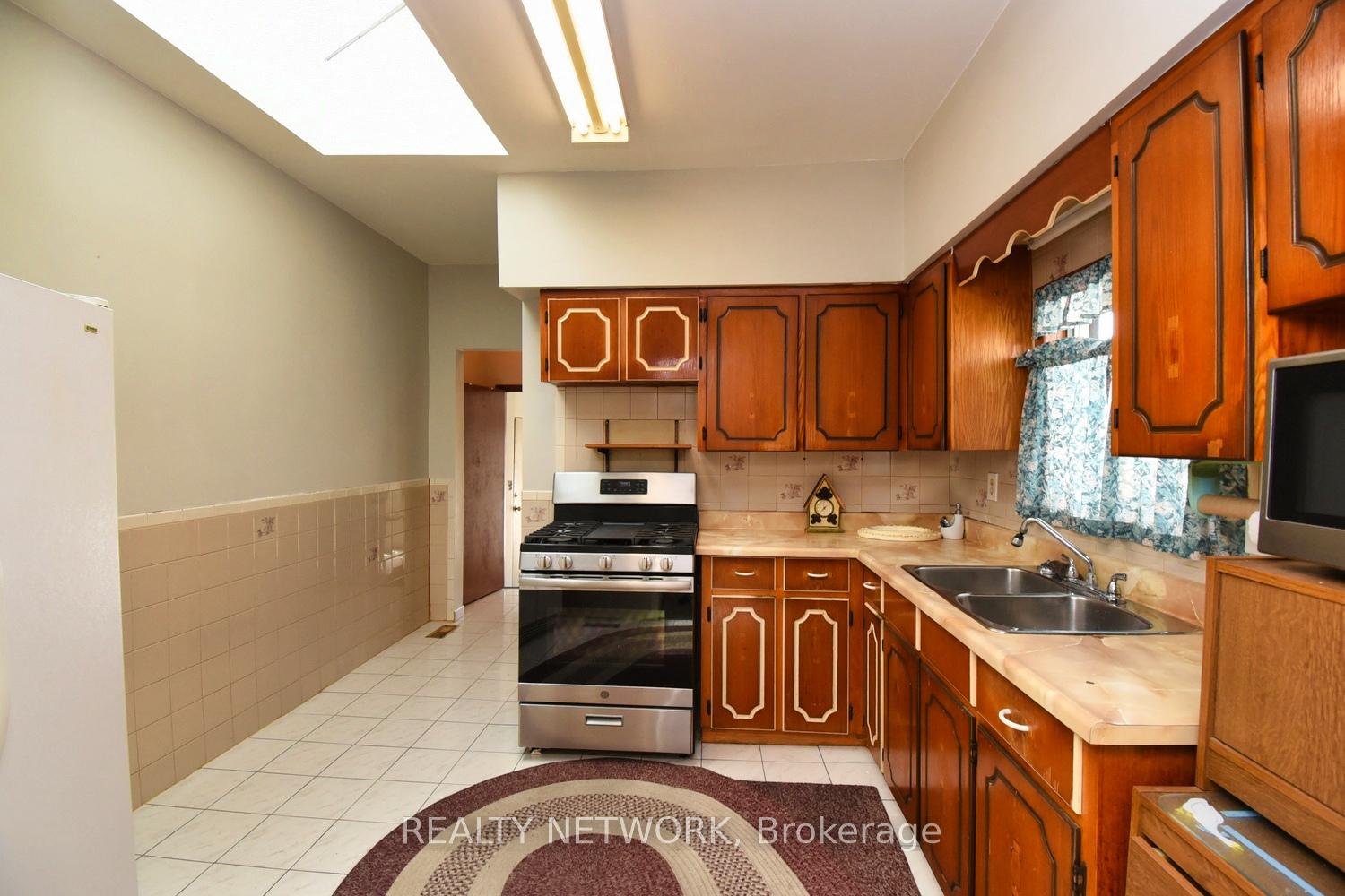 Photo 14 of 99 Steven Street, Hamilton, Landsdale — HOMEH