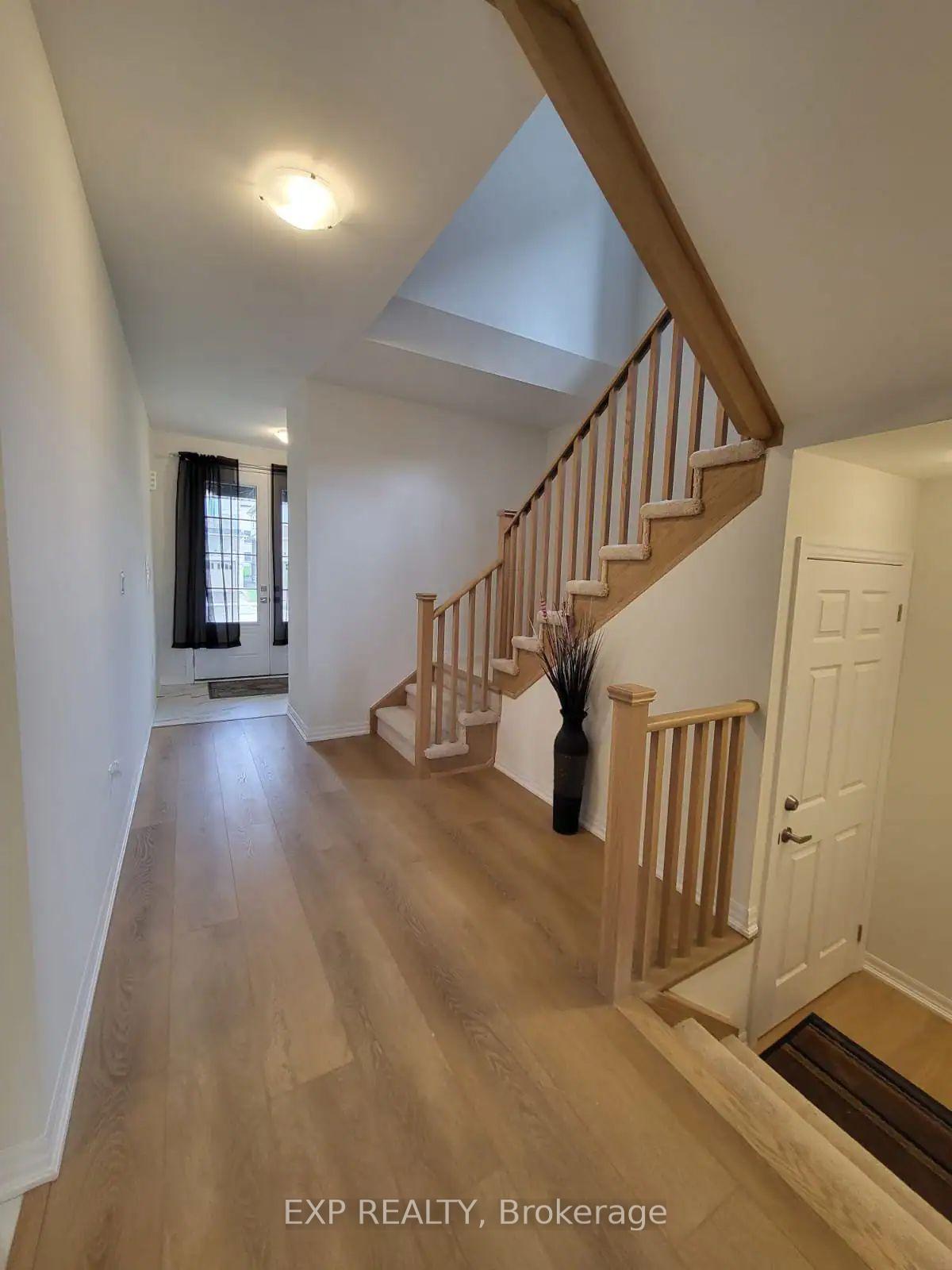 Photo 5 of 235 Flood Avenue, Clarington, Newcastle — HOMEH