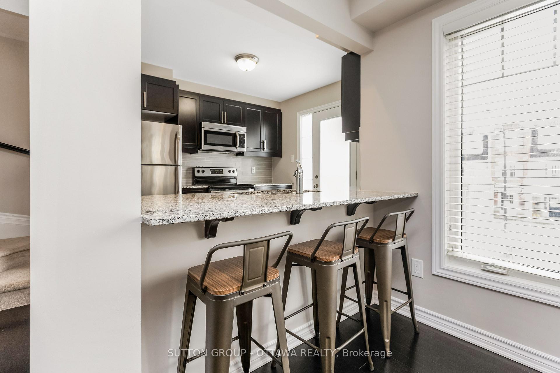 Photo 6 of 547 Snow Goose Street, Ottawa, Barrhaven - Half Moon Bay — HOMEH