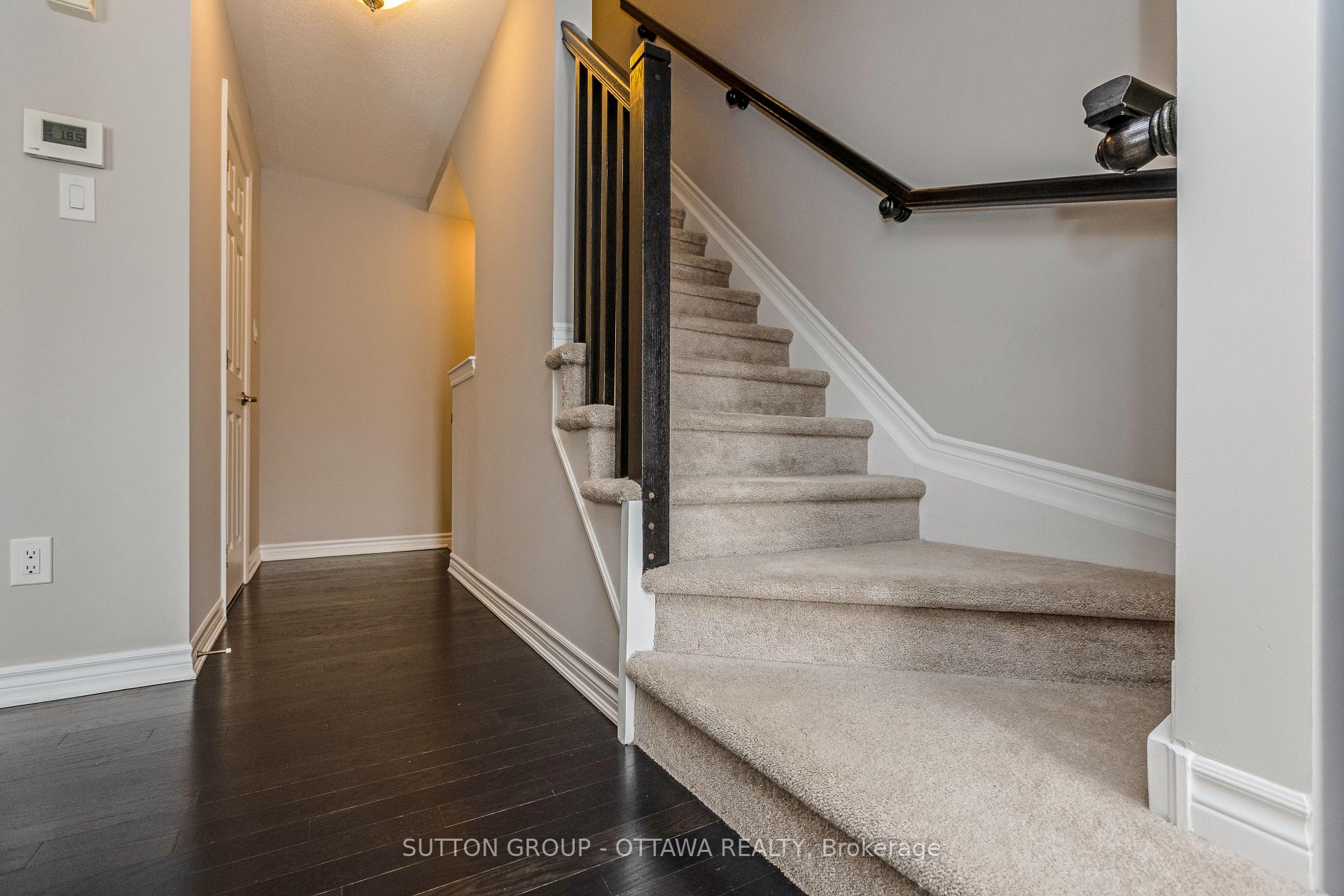 Photo 11 of 547 Snow Goose Street, Ottawa, Barrhaven - Half Moon Bay — HOMEH