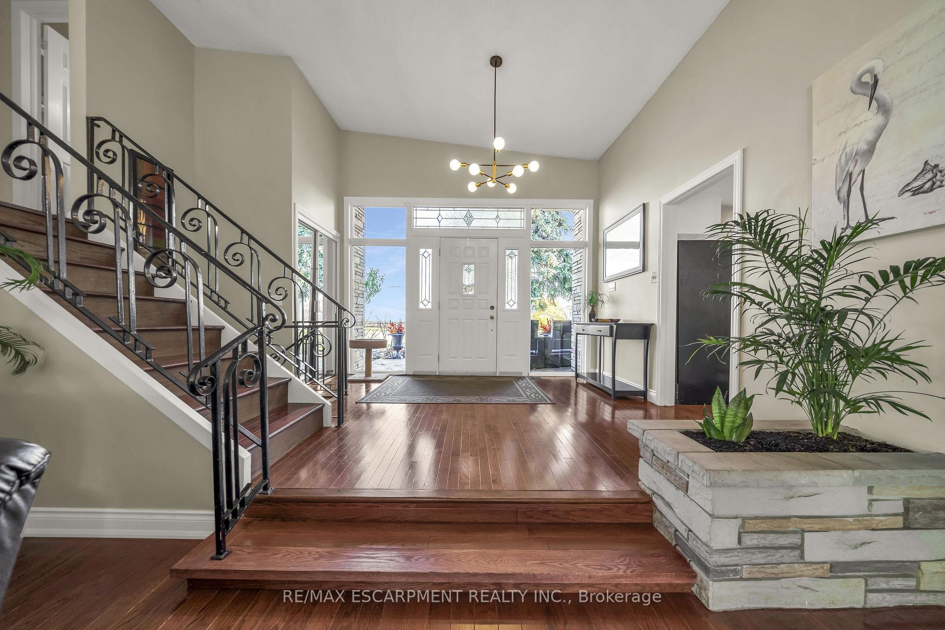 Photo 5 of 418 Mountain Brow Boulevard, Hamilton, Sherwood — HOMEH