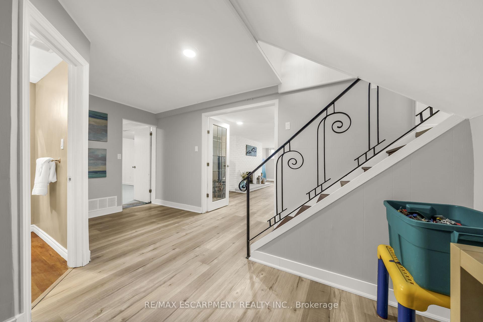 Photo 29 of 418 Mountain Brow Boulevard, Hamilton, Sherwood — HOMEH