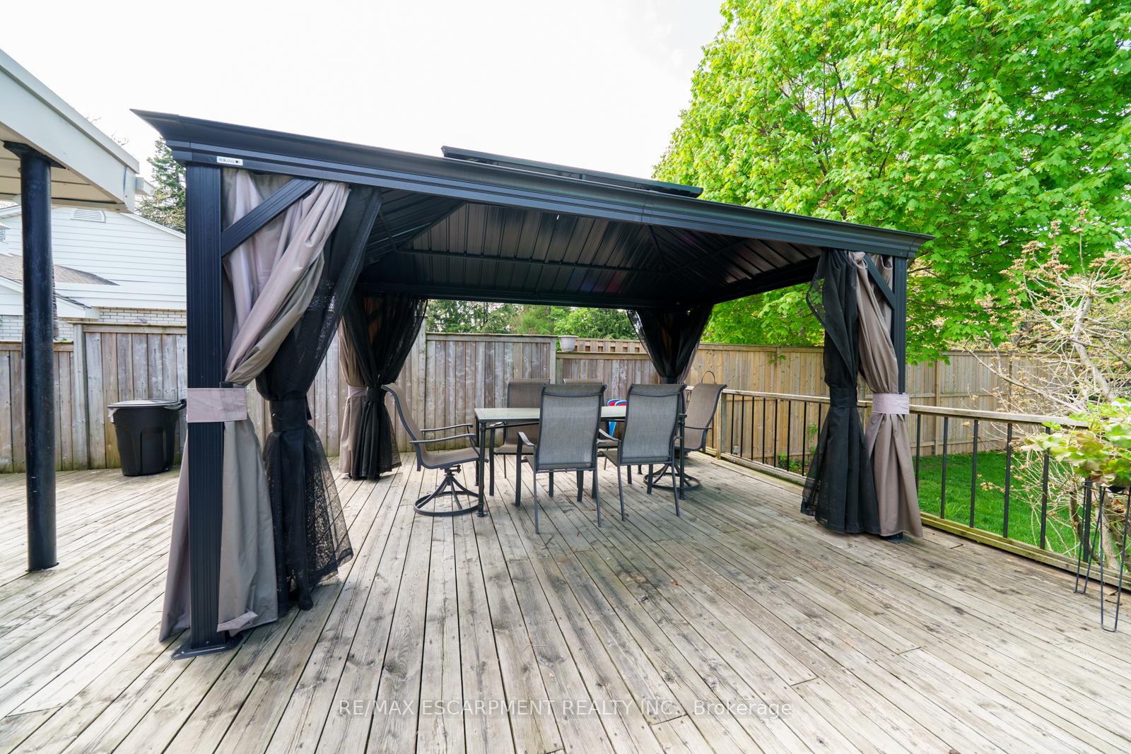 Photo 42 of 418 Mountain Brow Boulevard, Hamilton, Sherwood — HOMEH
