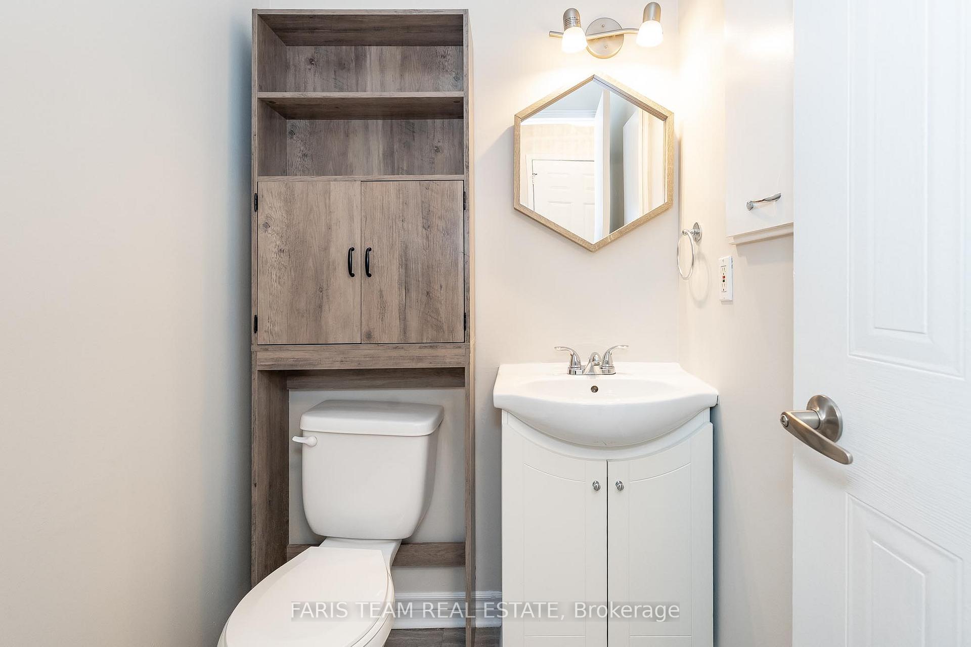 Photo 10 of 76 Garden Drive, Barrie, Allandale Heights — HOMEH