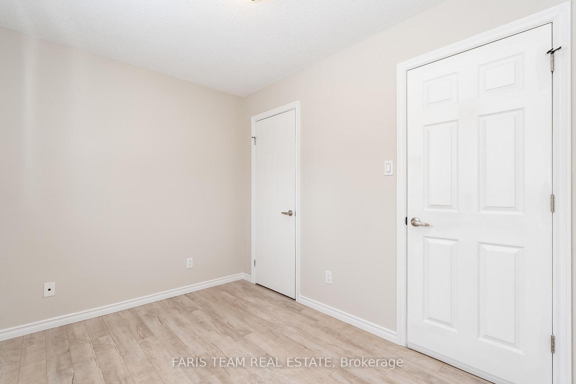 Photo 15 of 76 Garden Drive, Barrie, Allandale Heights — HOMEH