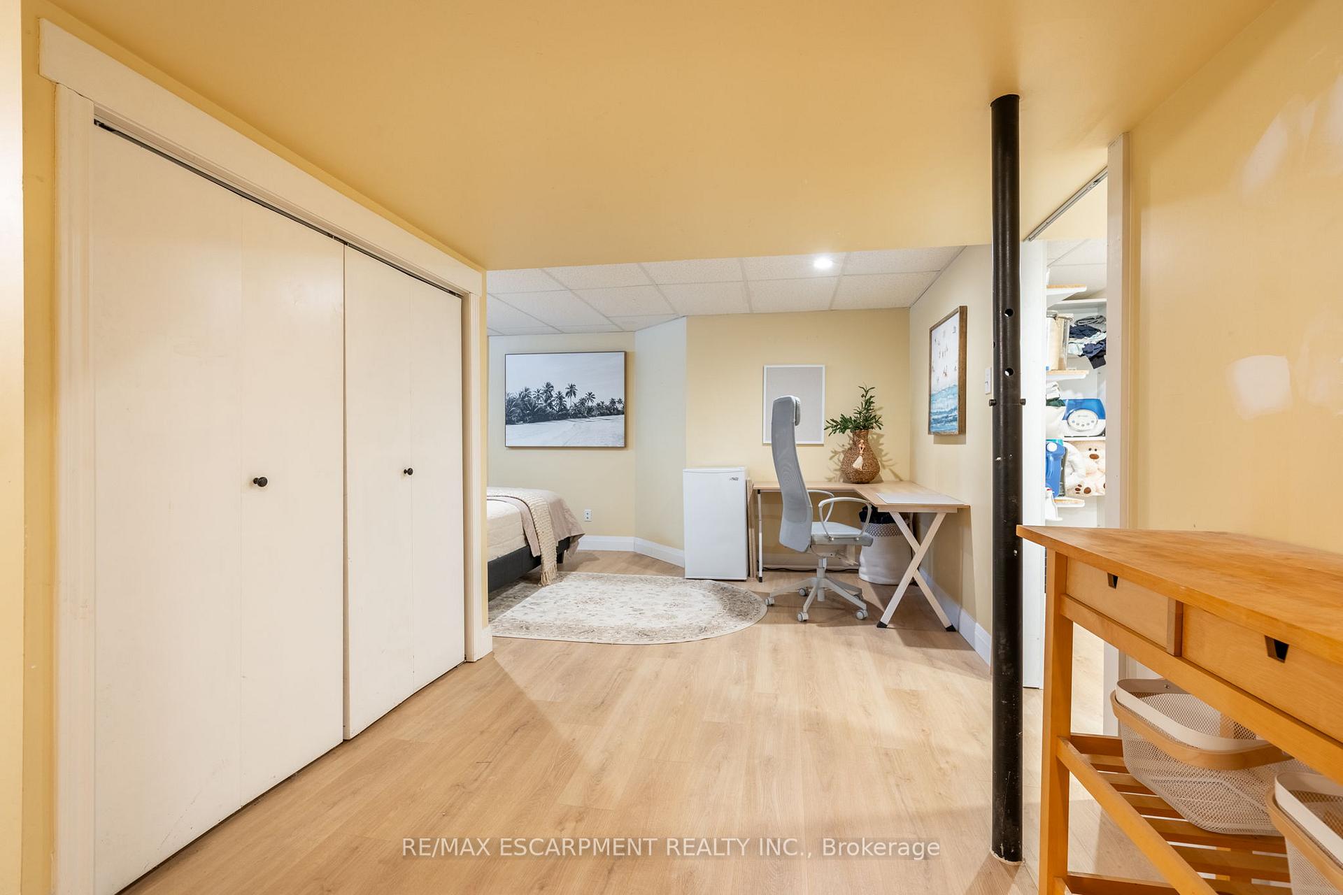 Photo 31 of 351 Queensdale Avenue E, Hamilton, Inch Park — HOMEH