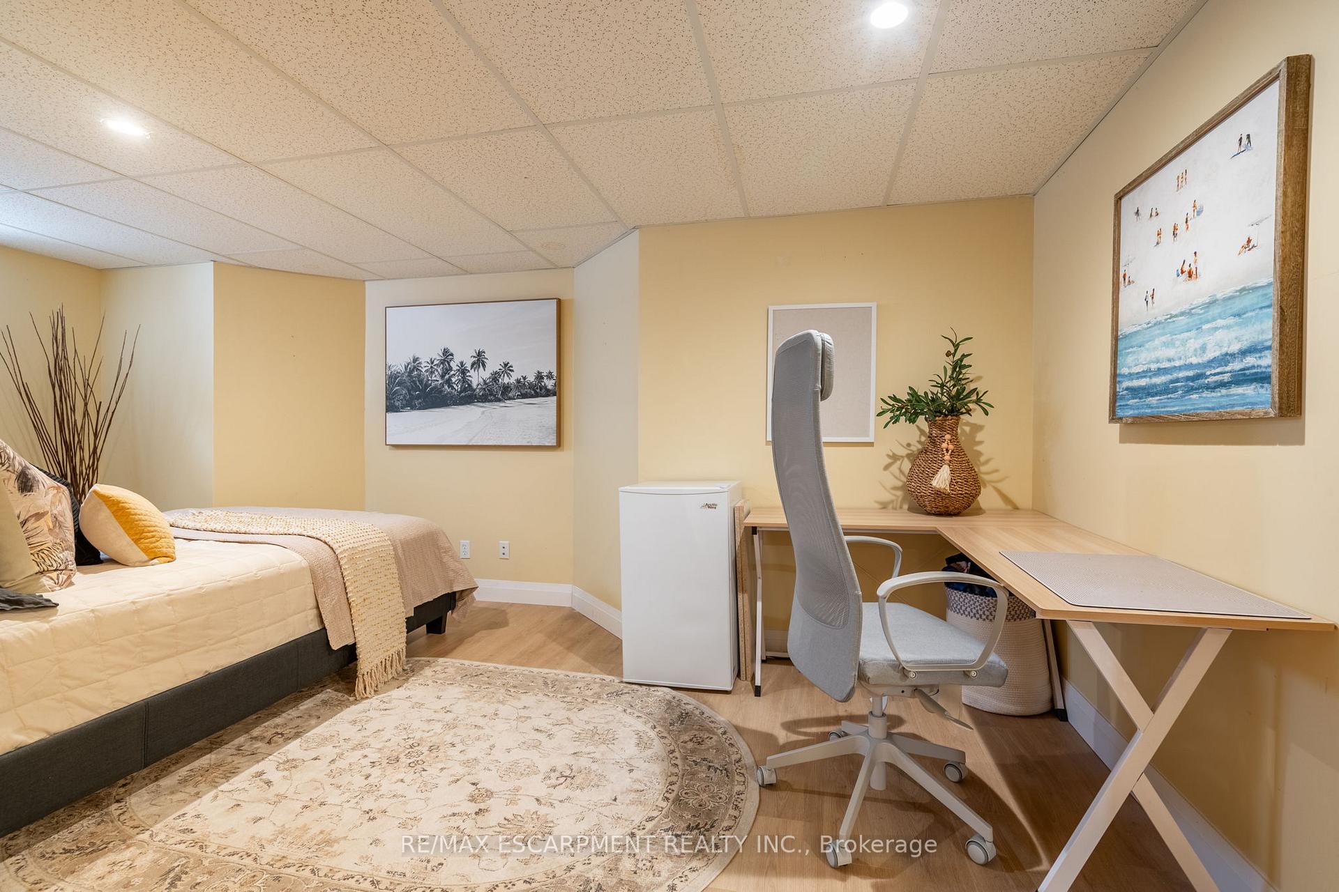 Photo 32 of 351 Queensdale Avenue E, Hamilton, Inch Park — HOMEH