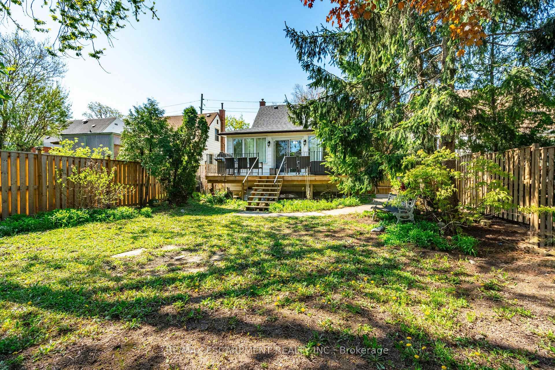 Photo 47 of 351 Queensdale Avenue E, Hamilton, Inch Park — HOMEH
