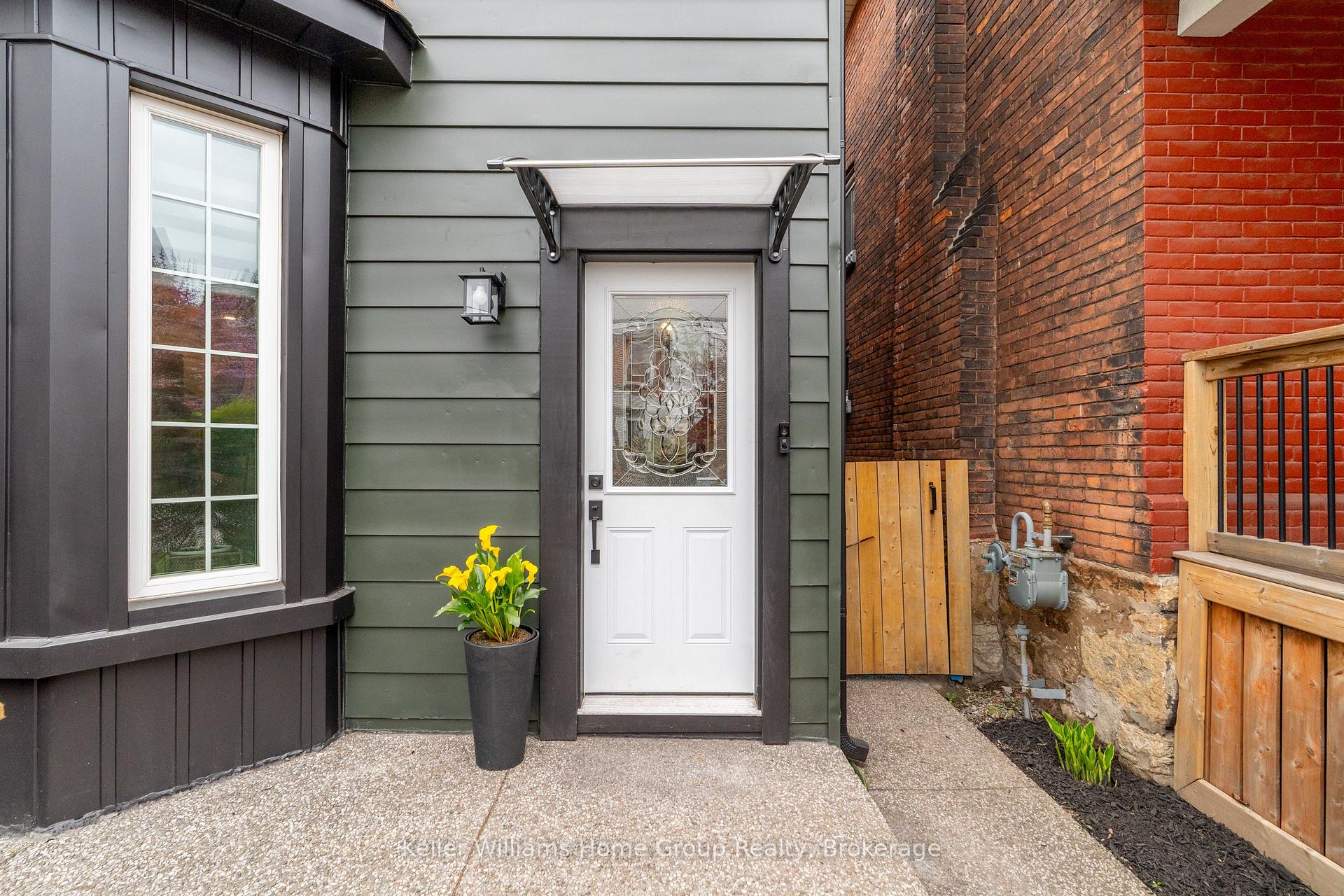 Photo 8 of 82 Oak Avenue, Hamilton, Landsdale — HOMEH