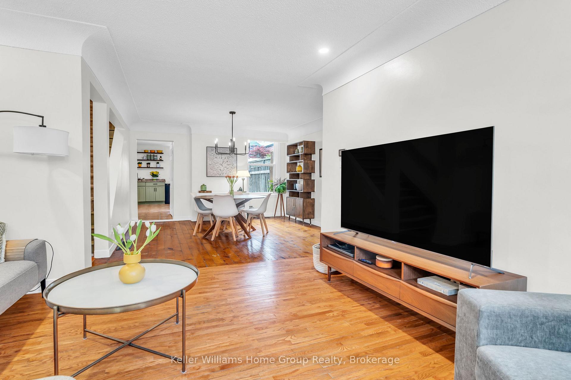 Photo 14 of 82 Oak Avenue, Hamilton, Landsdale — HOMEH