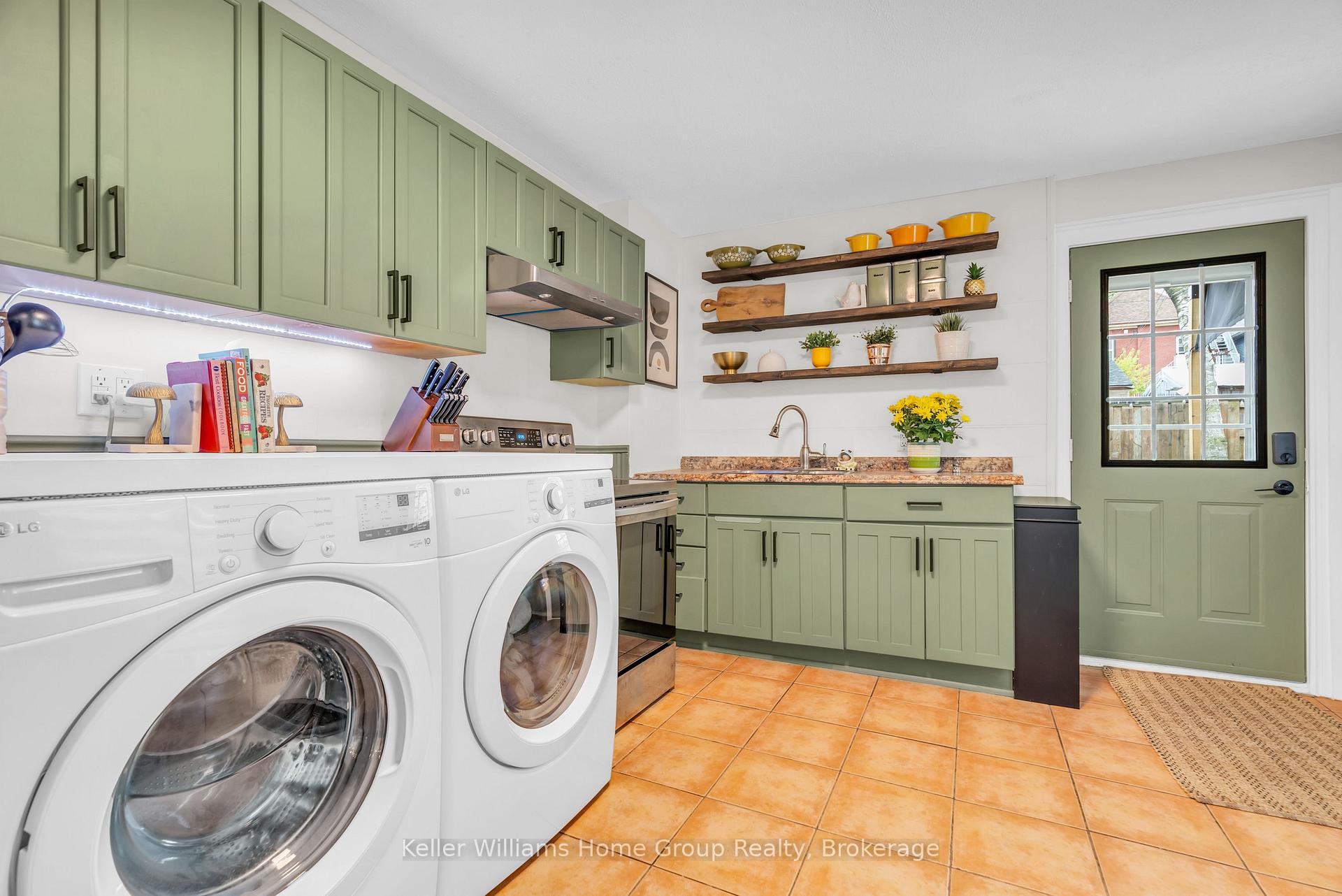Photo 17 of 82 Oak Avenue, Hamilton, Landsdale — HOMEH