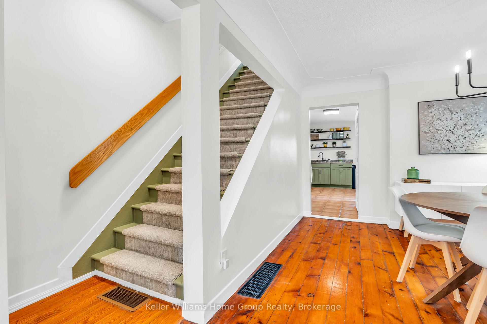 Photo 23 of 82 Oak Avenue, Hamilton, Landsdale — HOMEH