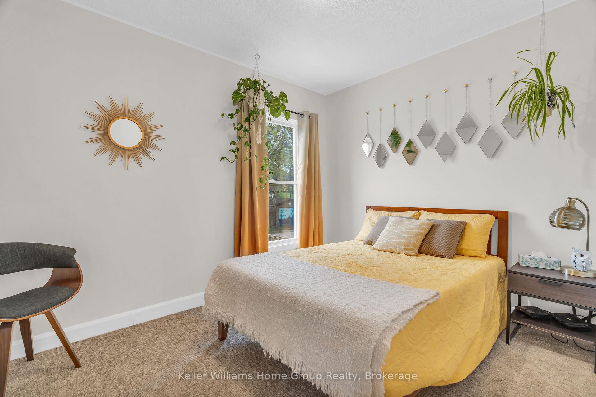 Photo 26 of 82 Oak Avenue, Hamilton, Landsdale — HOMEH