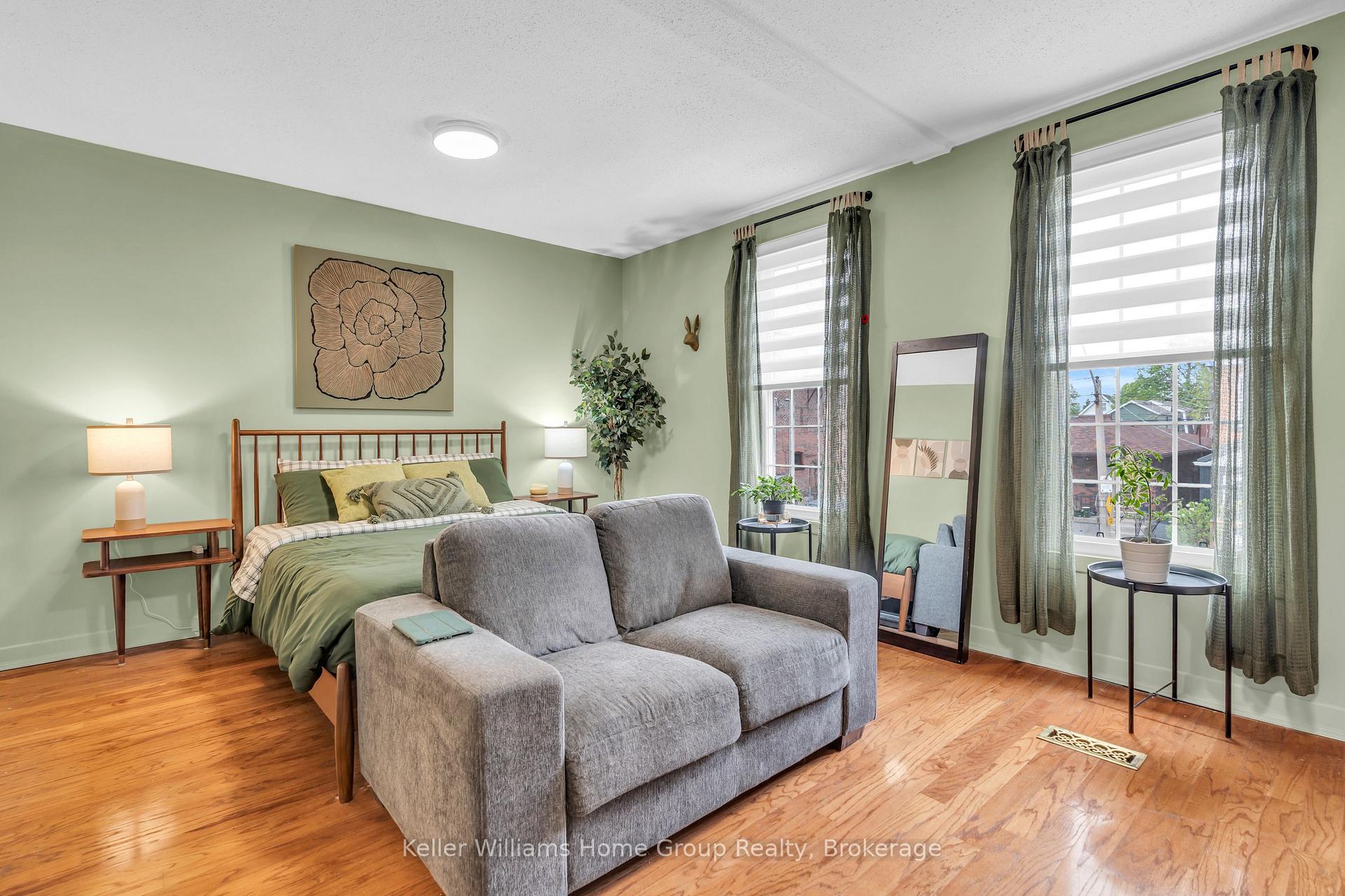 Photo 30 of 82 Oak Avenue, Hamilton, Landsdale — HOMEH